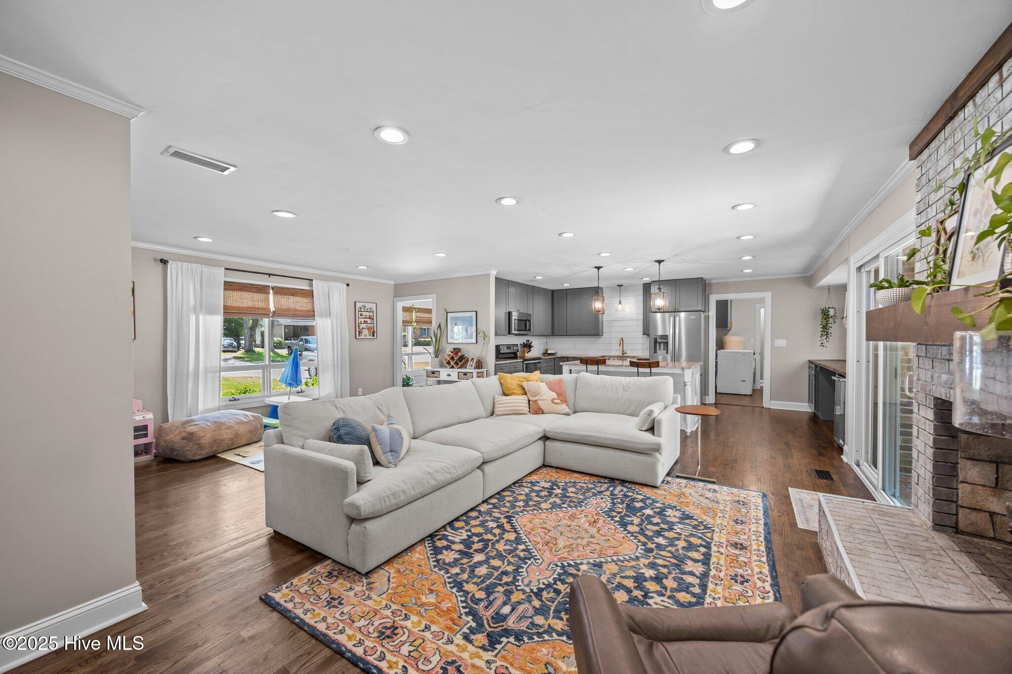 102 Brinkley Road