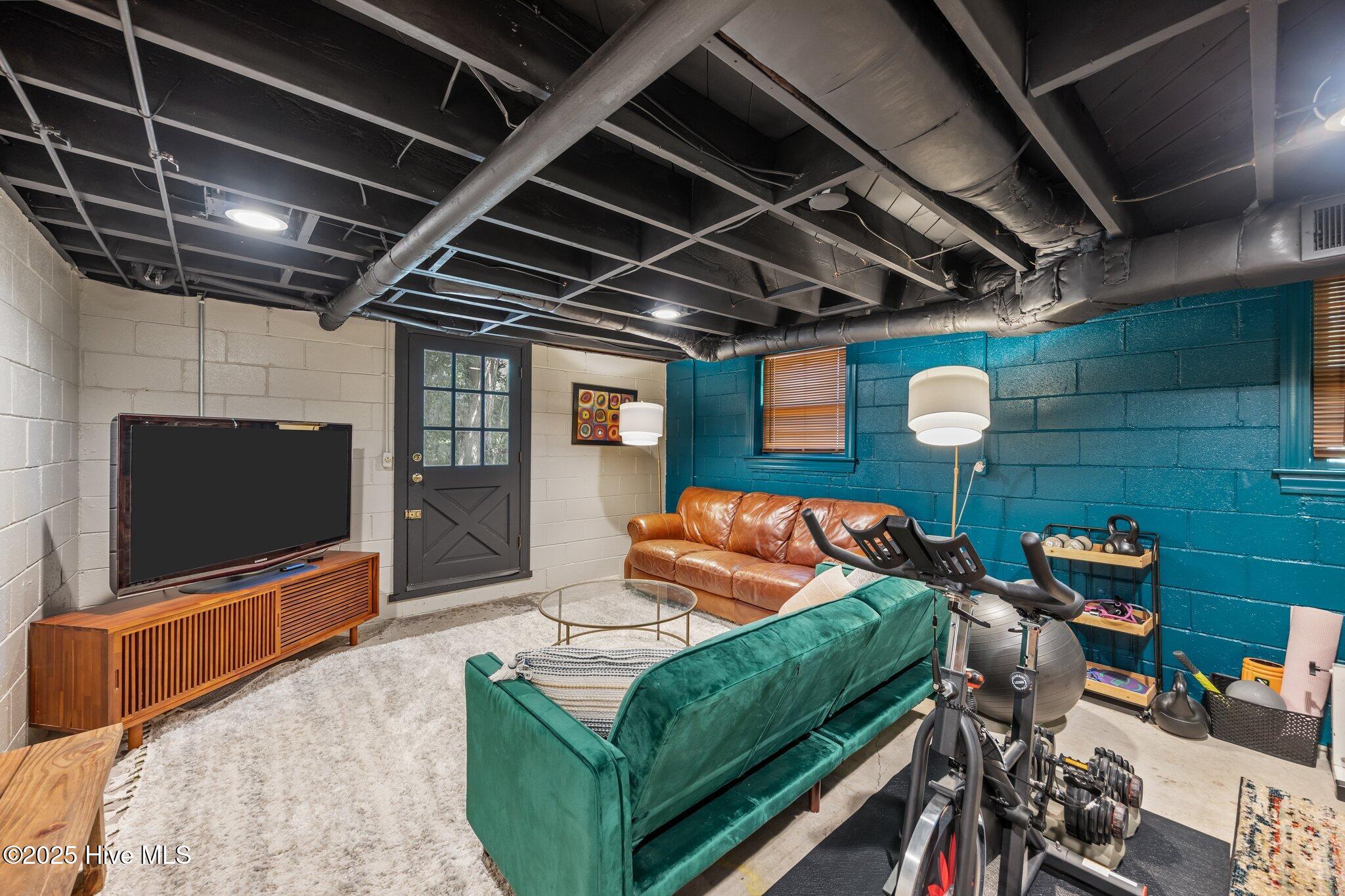 102 Brinkley Road
