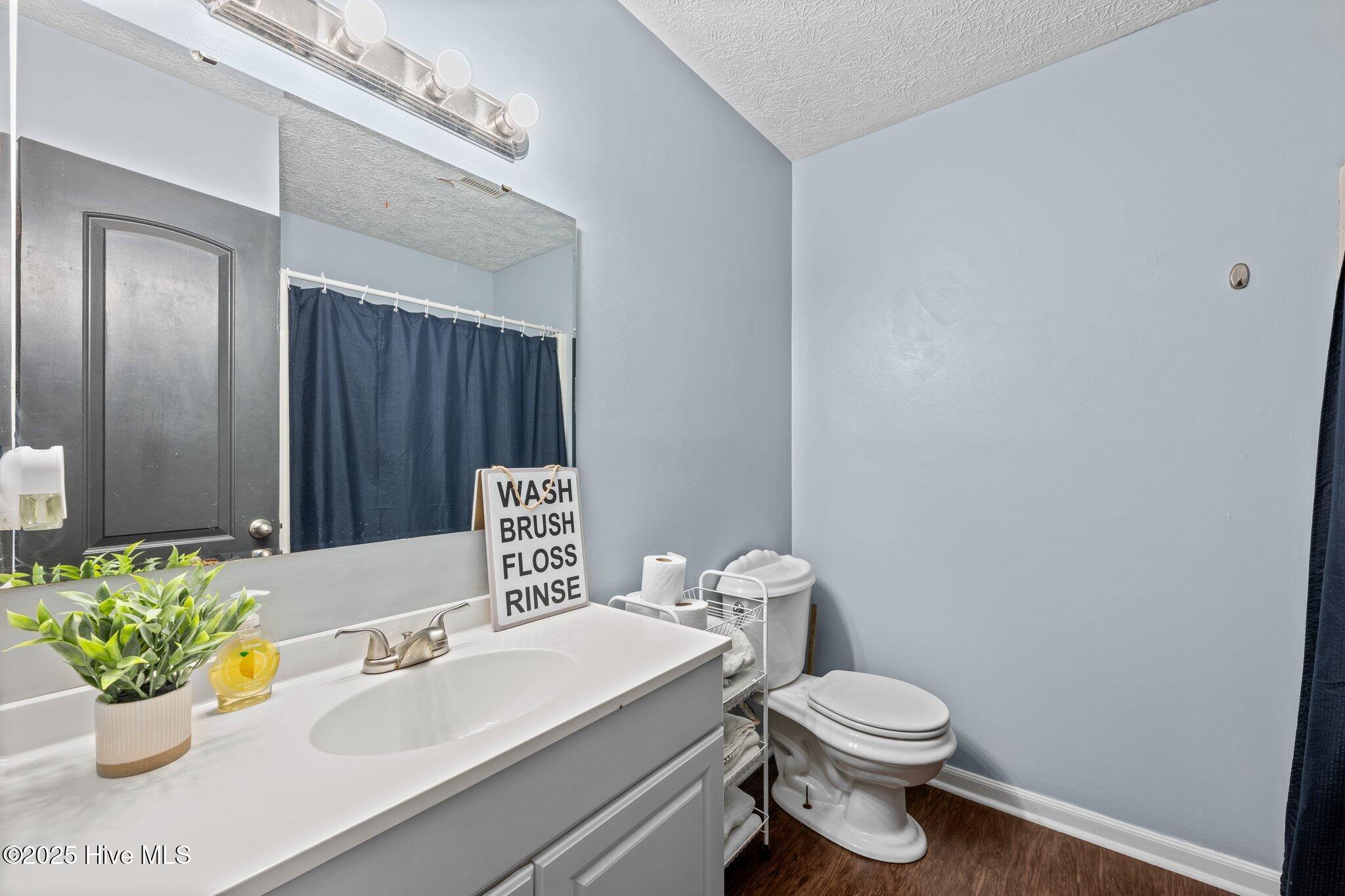 213 Ashwood Court