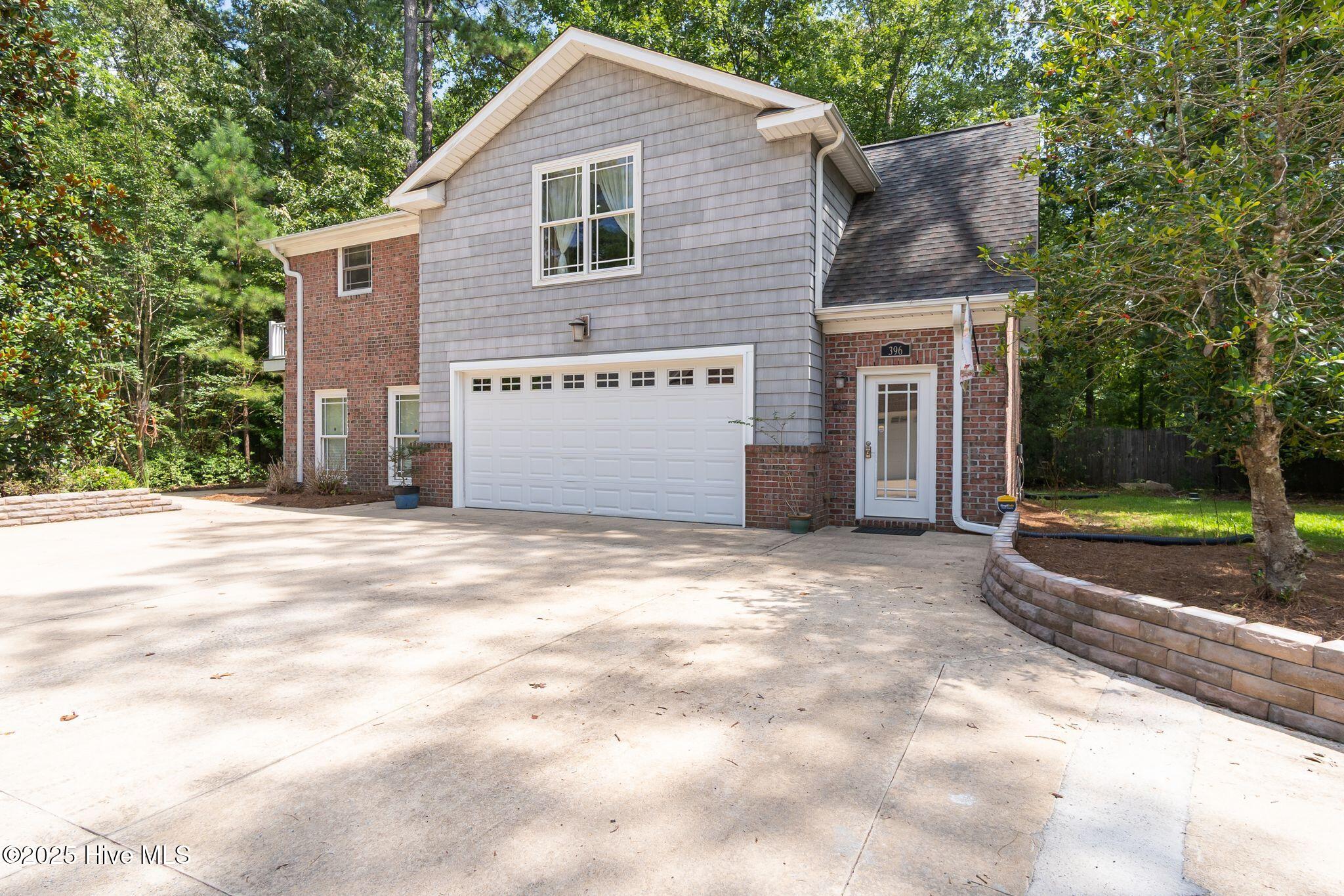 400 Island Drive