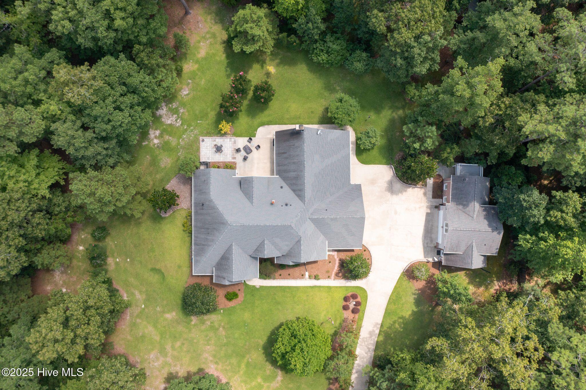 400 Island Drive