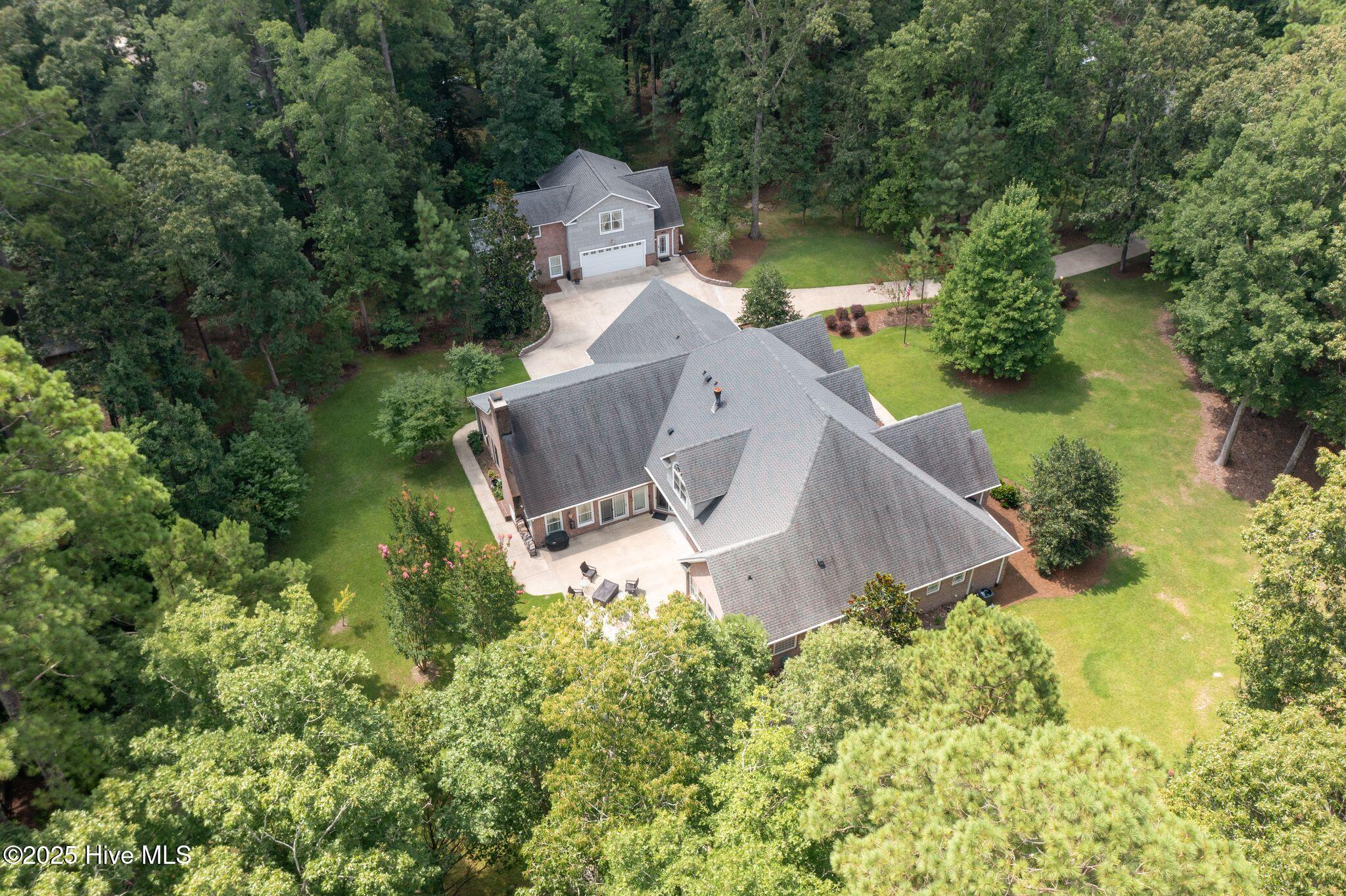 400 Island Drive
