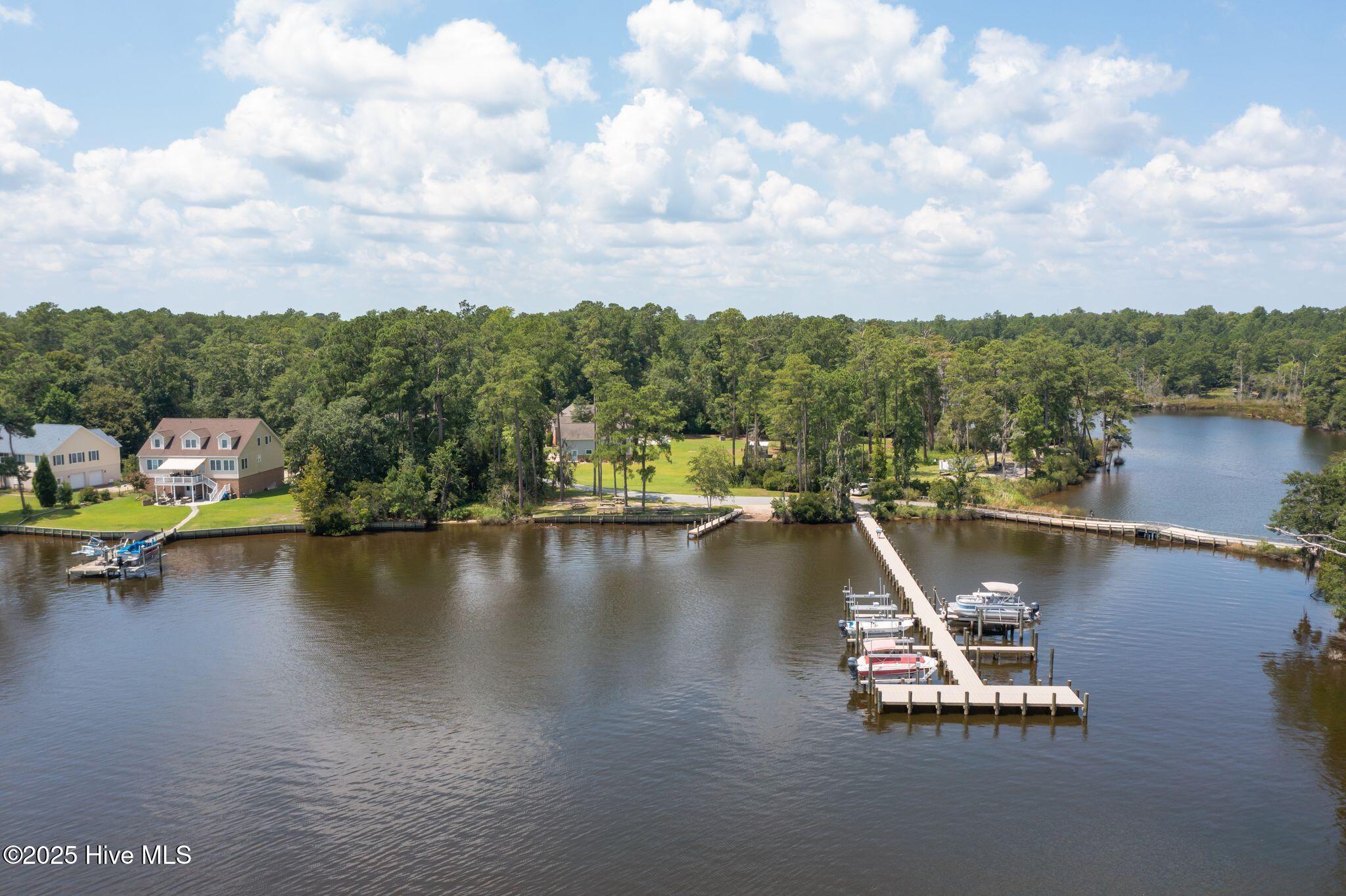 400 Island Drive