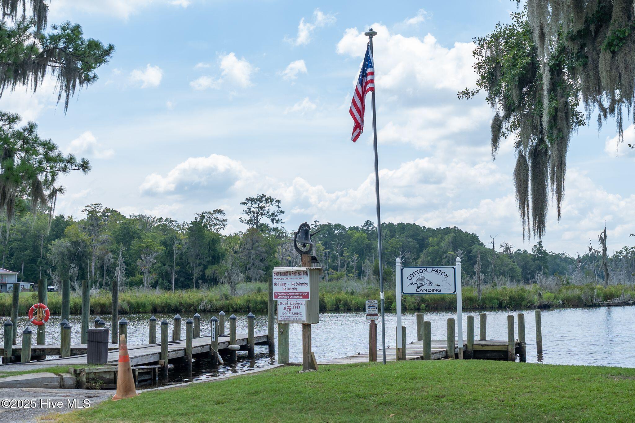 400 Island Drive