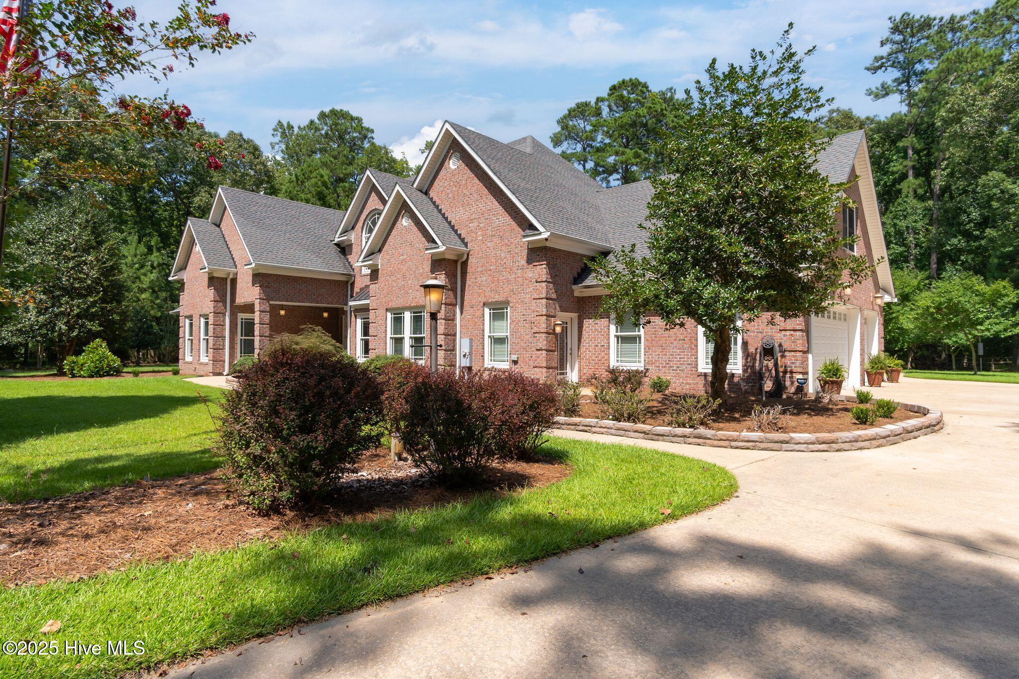 400 Island Drive