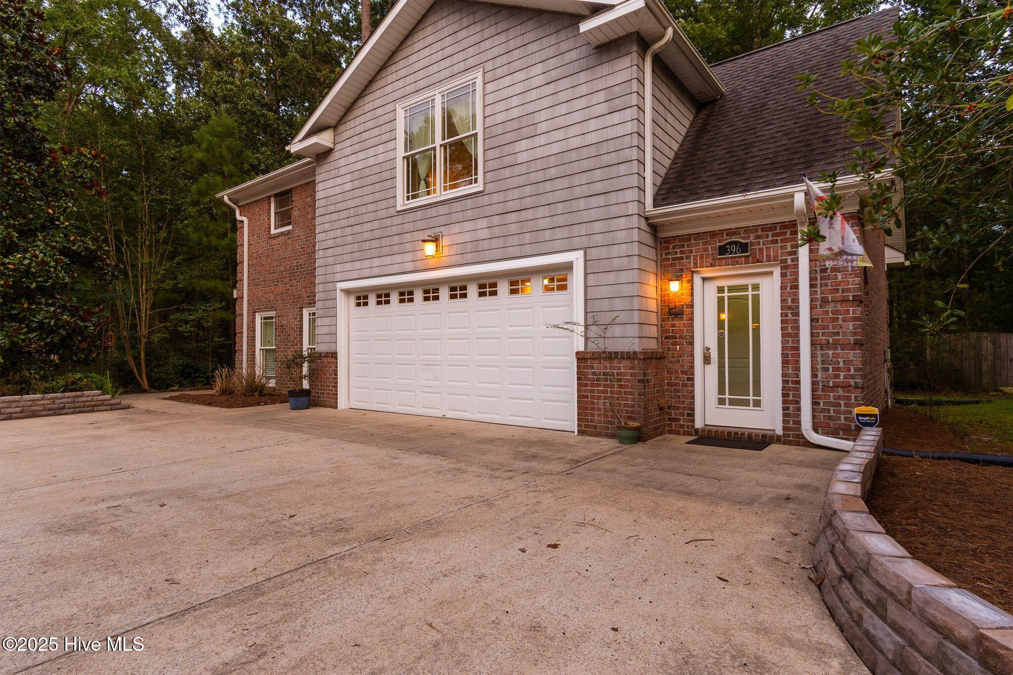 400 Island Drive