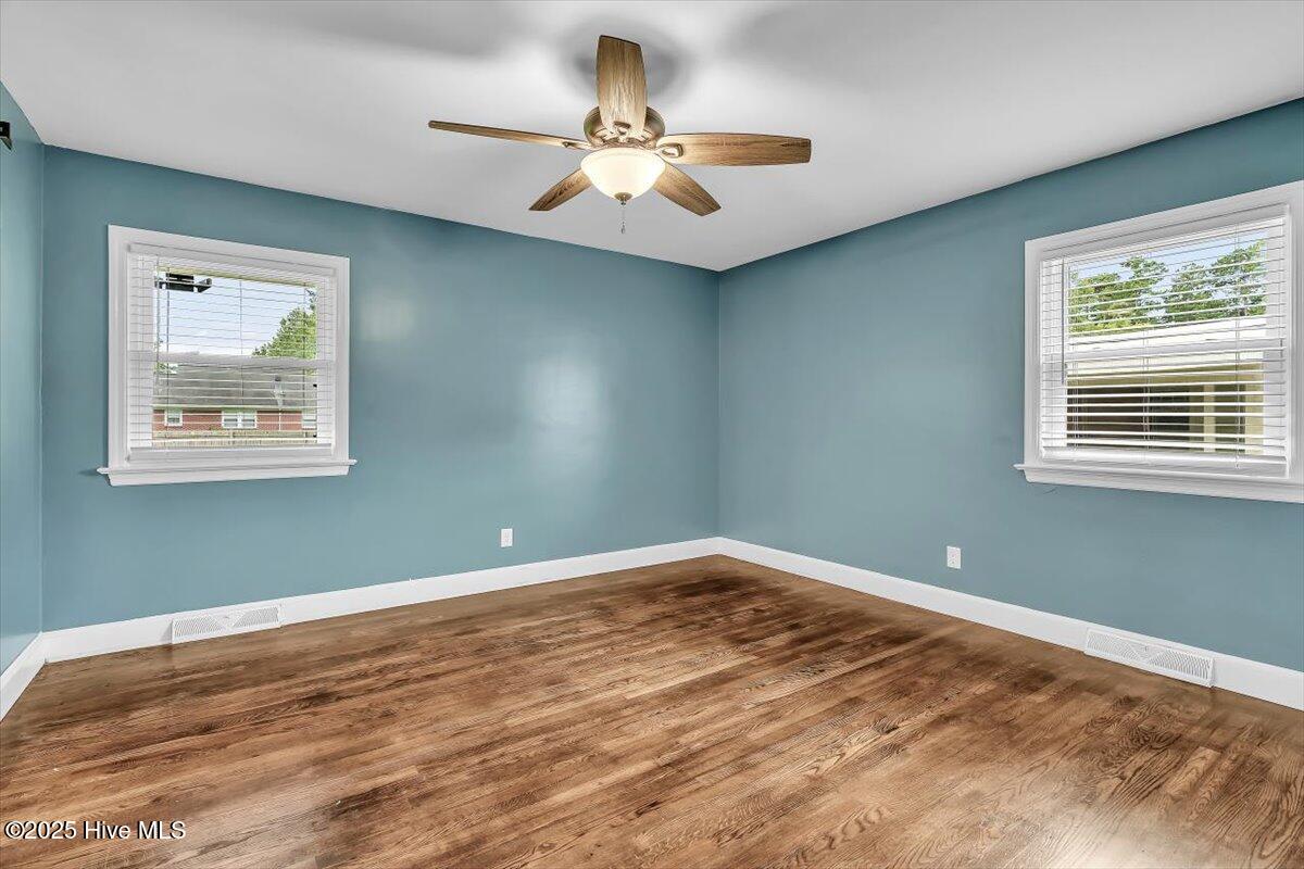 211 Fenton Place