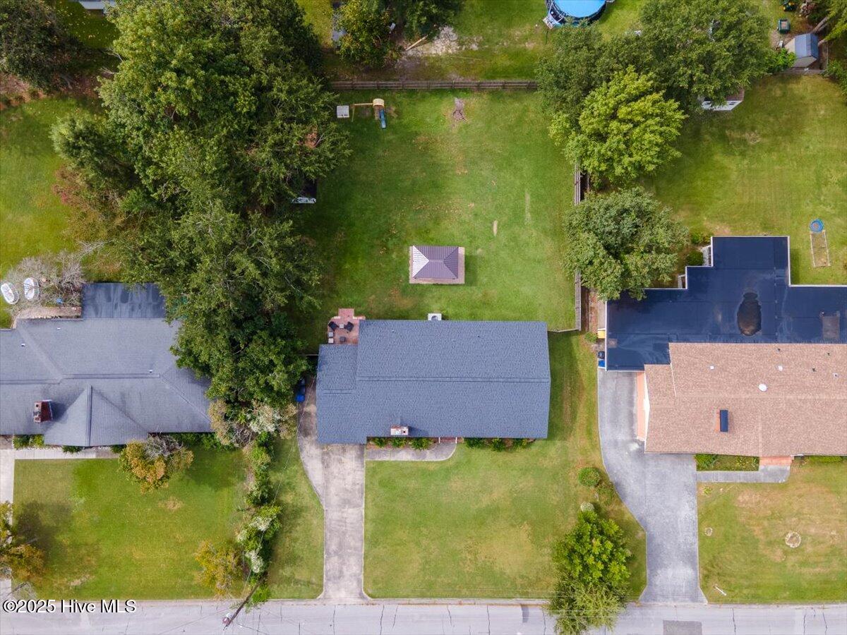 211 Fenton Place