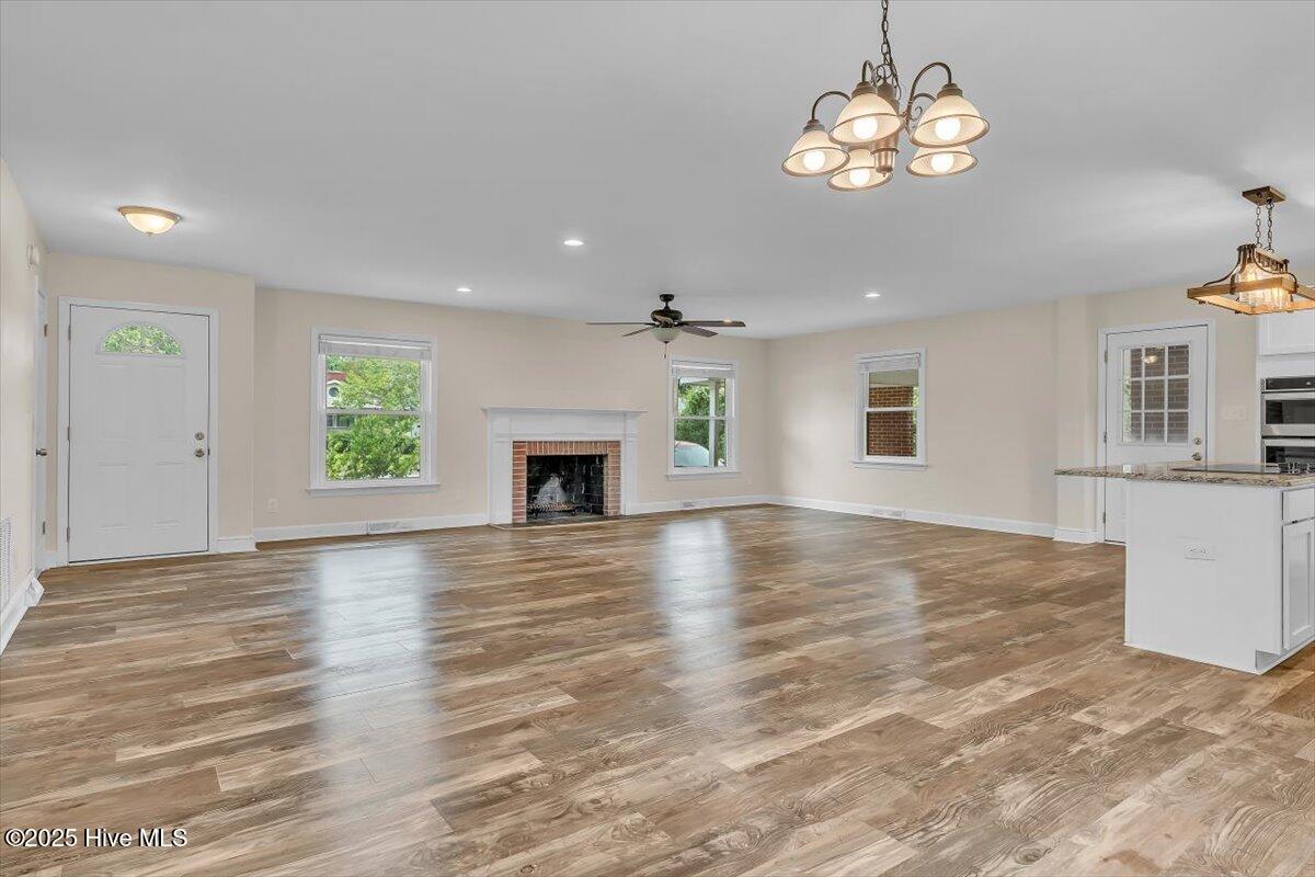 211 Fenton Place