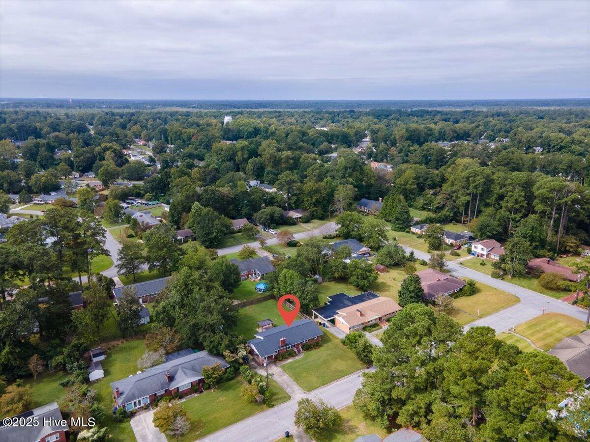 211 Fenton Place