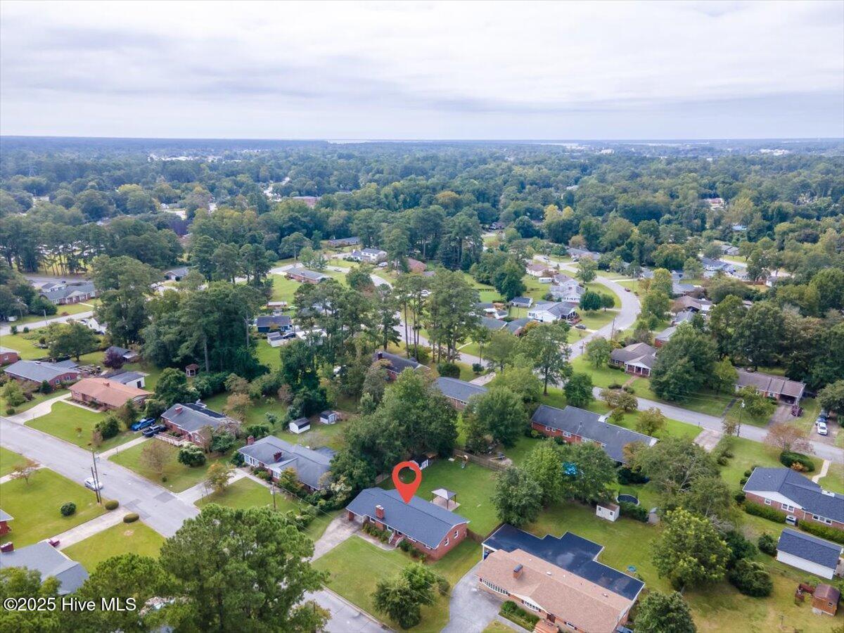 211 Fenton Place