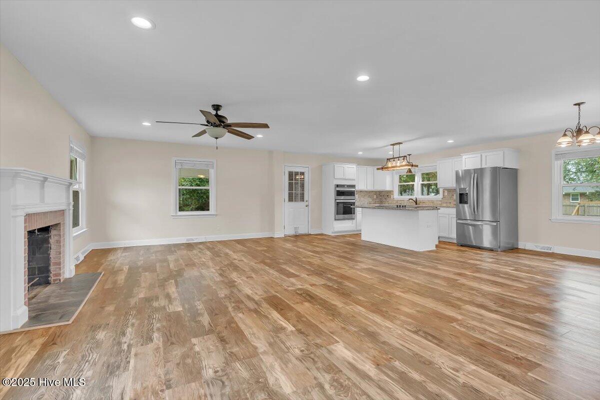 211 Fenton Place