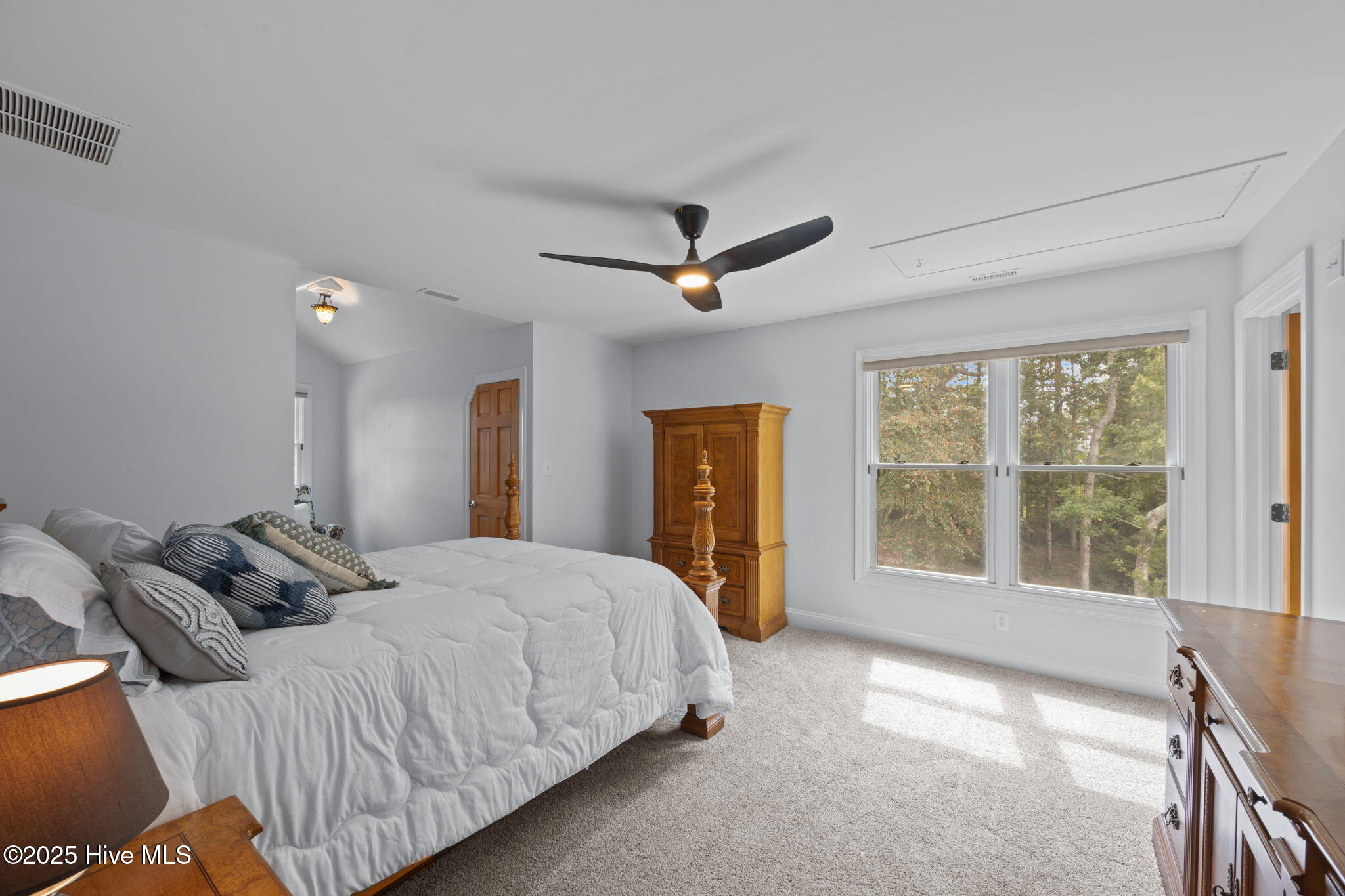 127 Spinnaker Lane