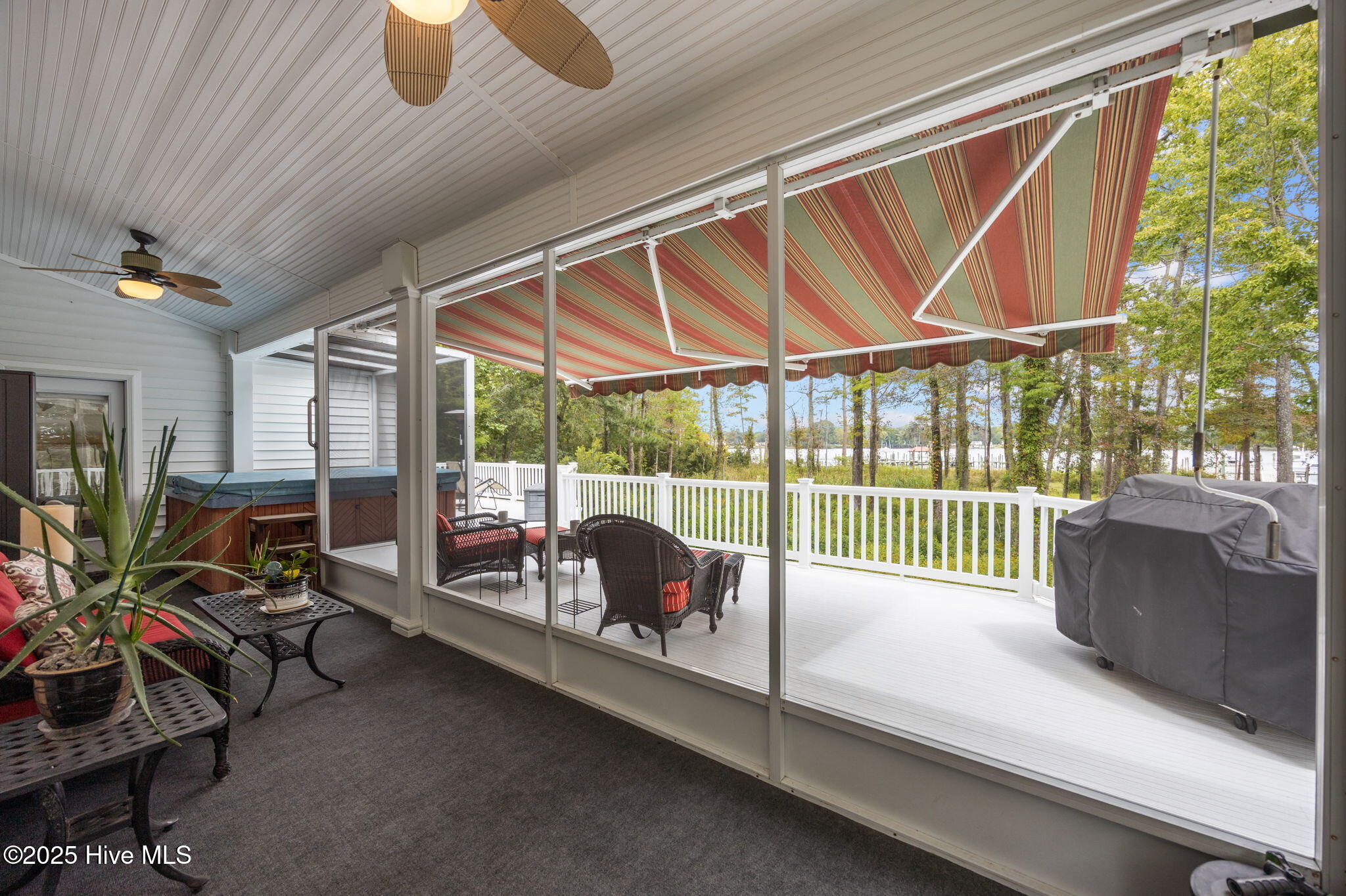127 Spinnaker Lane