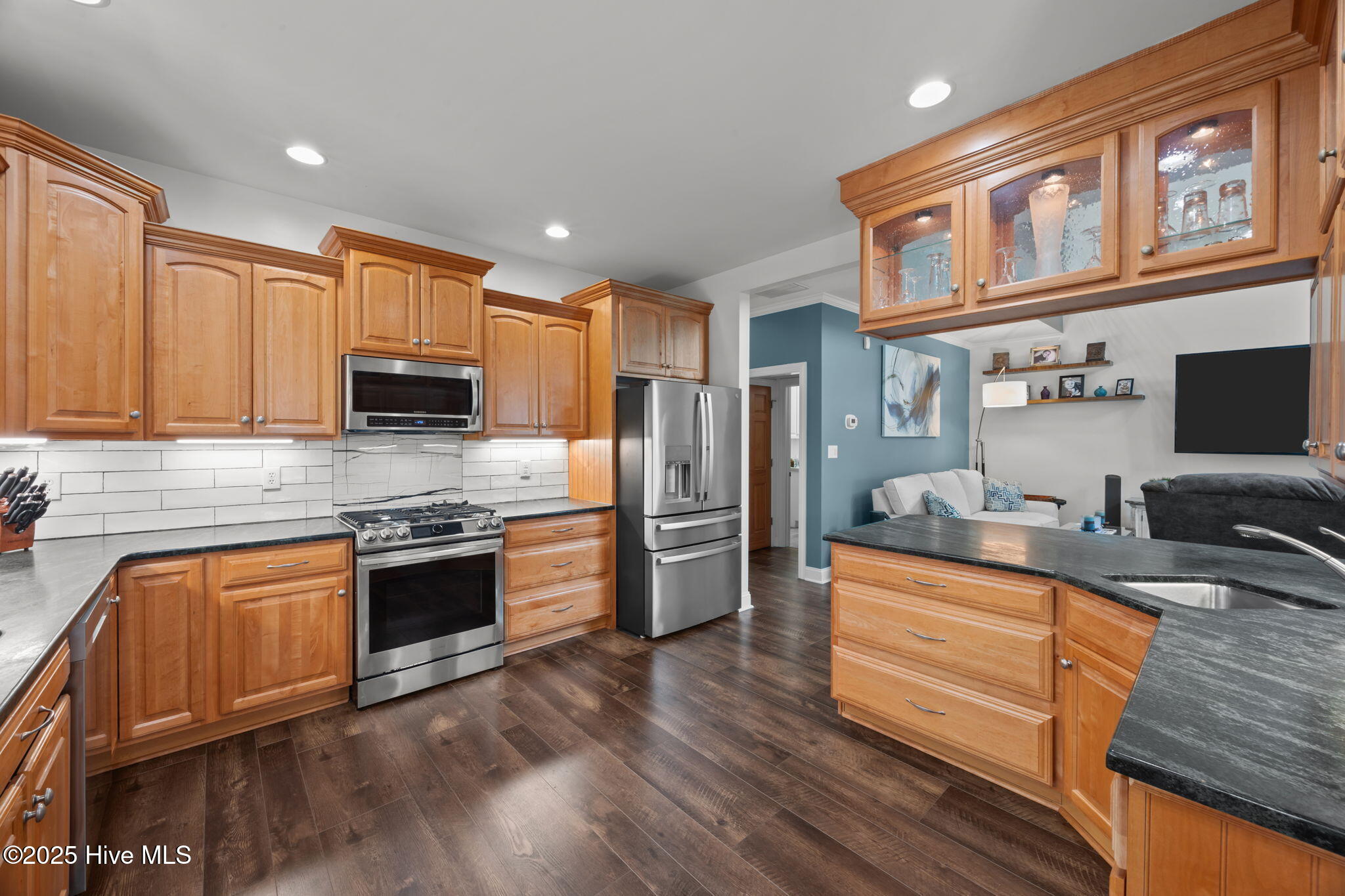 127 Spinnaker Lane