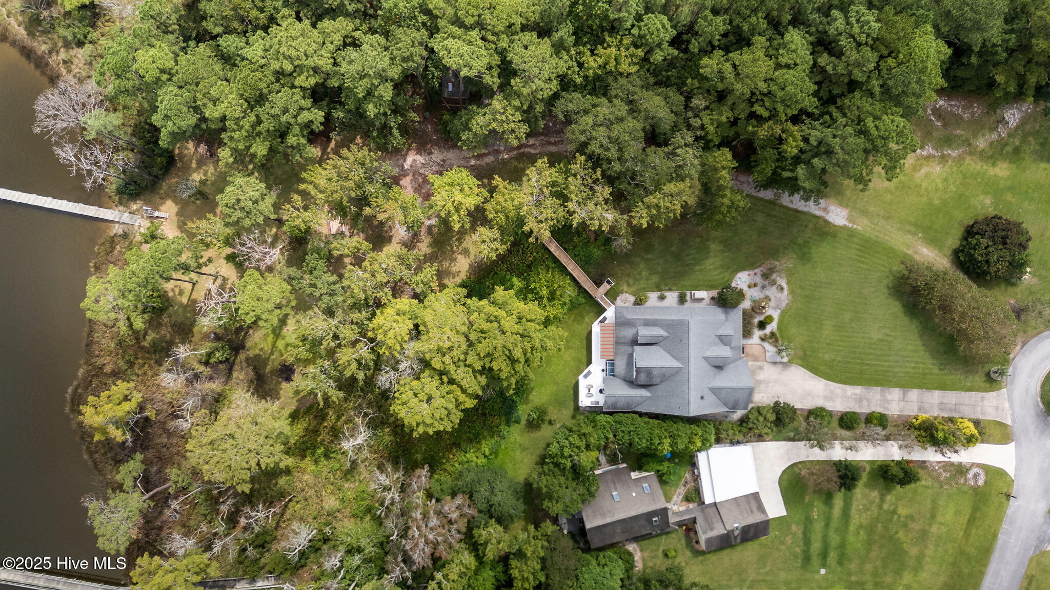 127 Spinnaker Lane