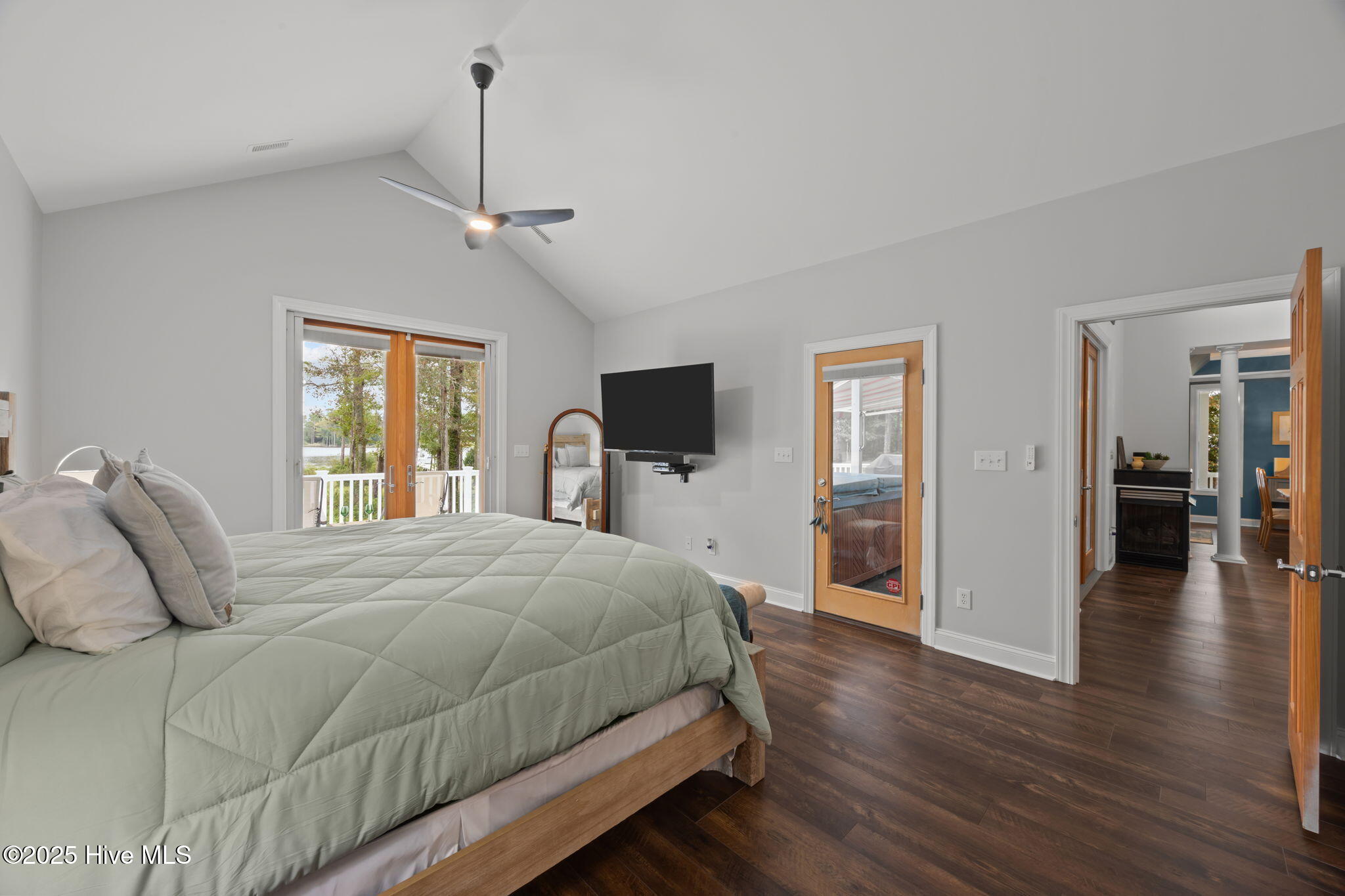 127 Spinnaker Lane