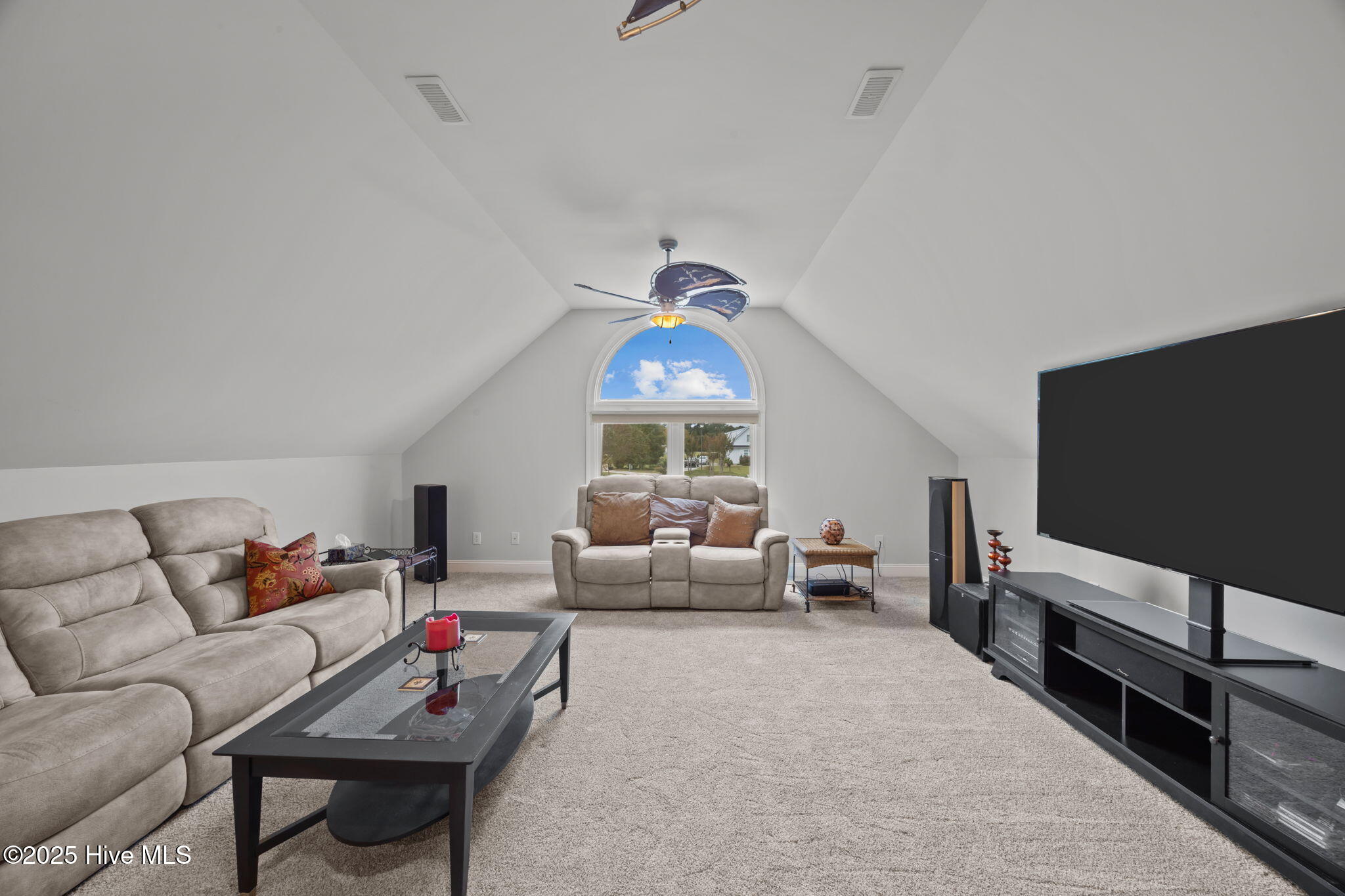 127 Spinnaker Lane