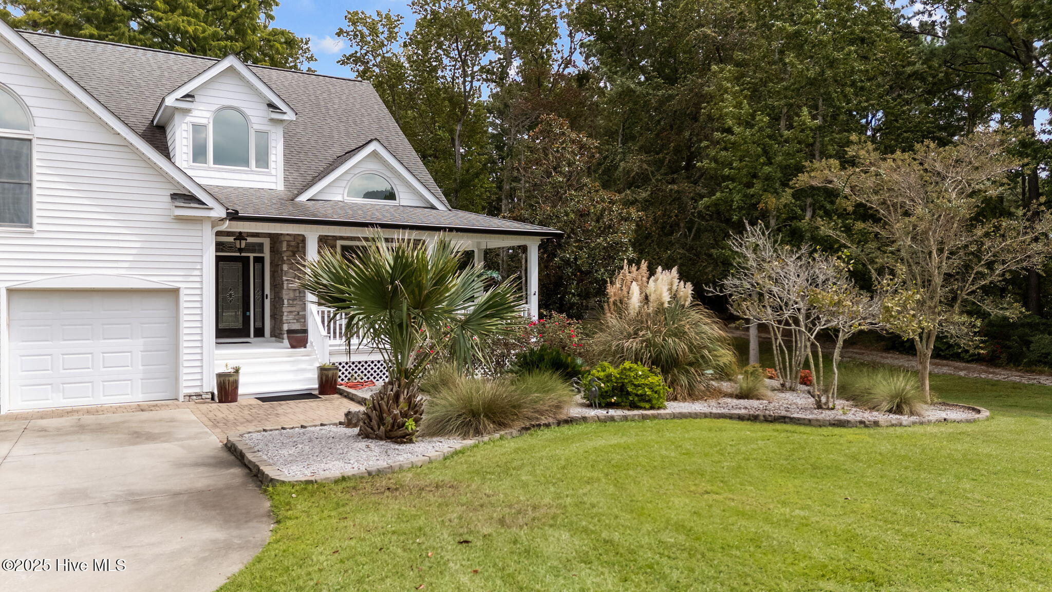 127 Spinnaker Lane