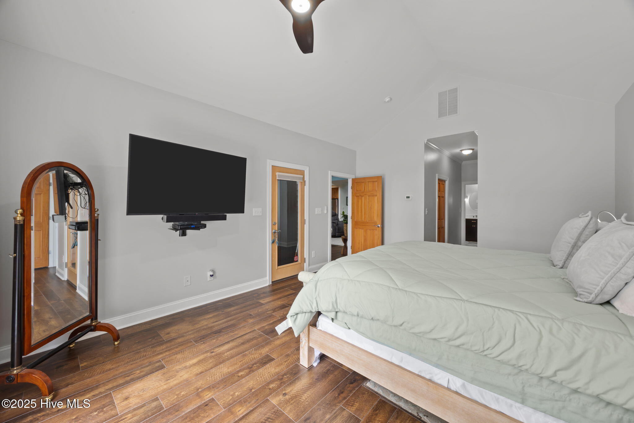 127 Spinnaker Lane