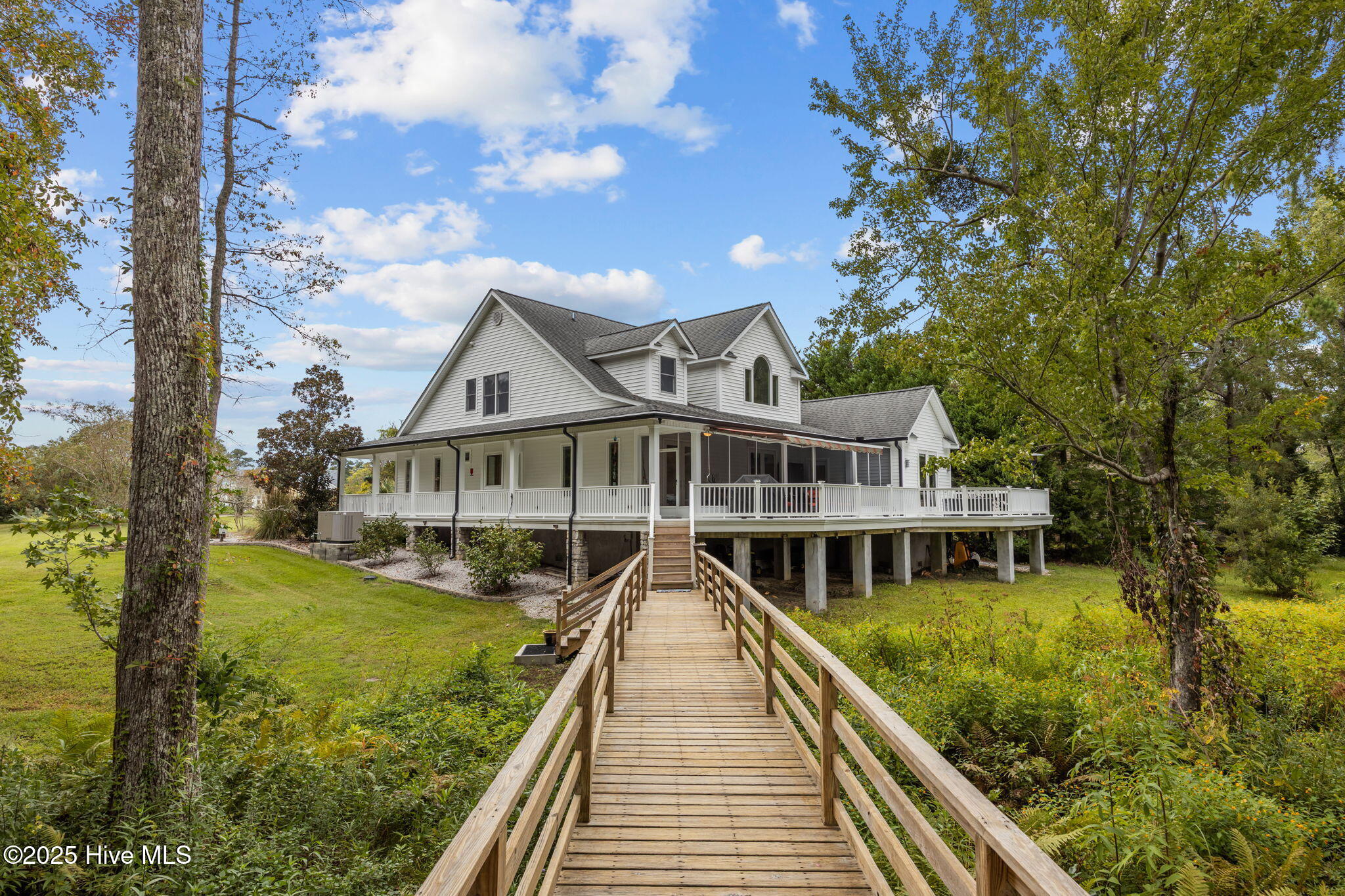 127 Spinnaker Lane