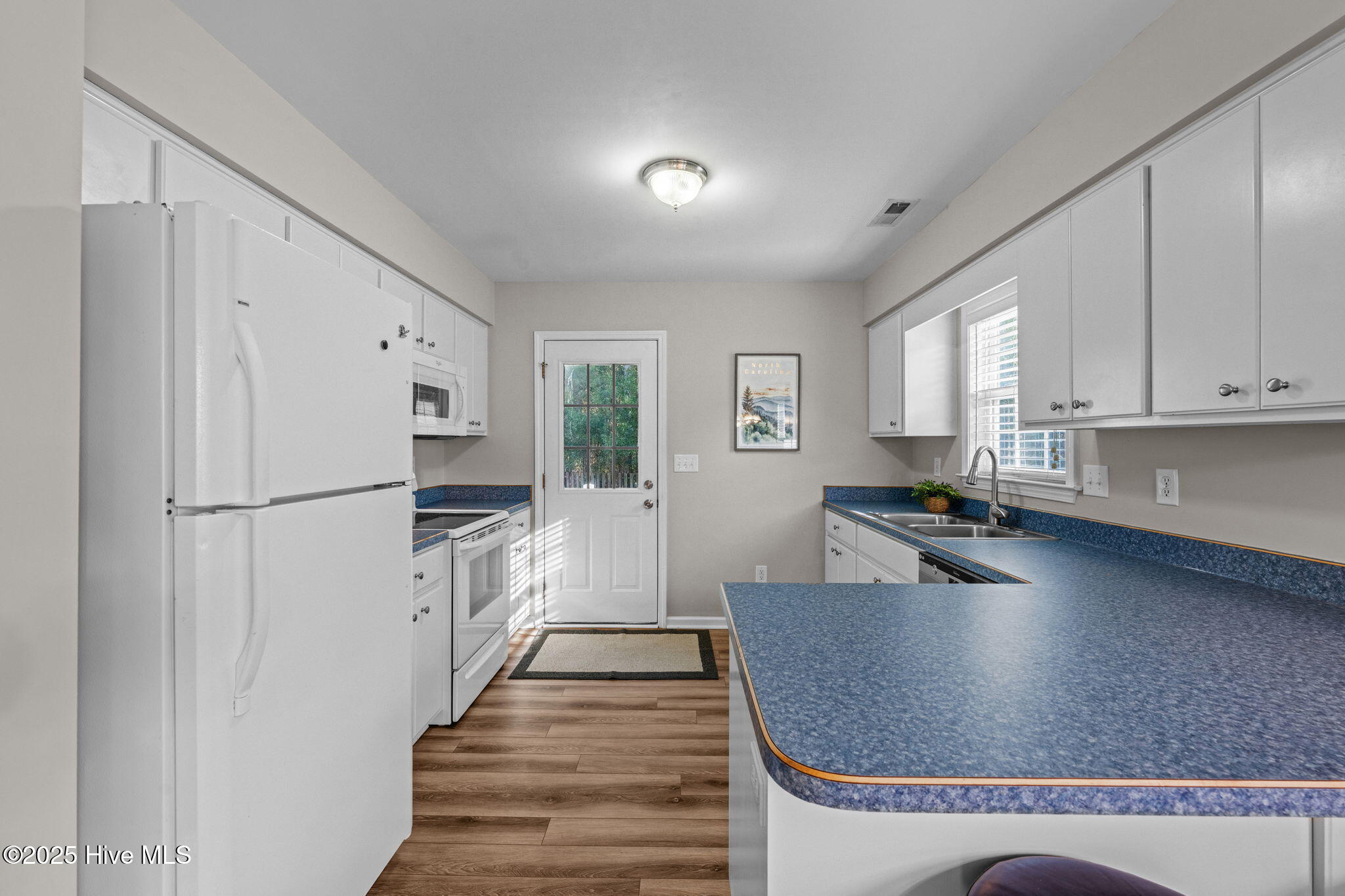 113 English Ivy Lane