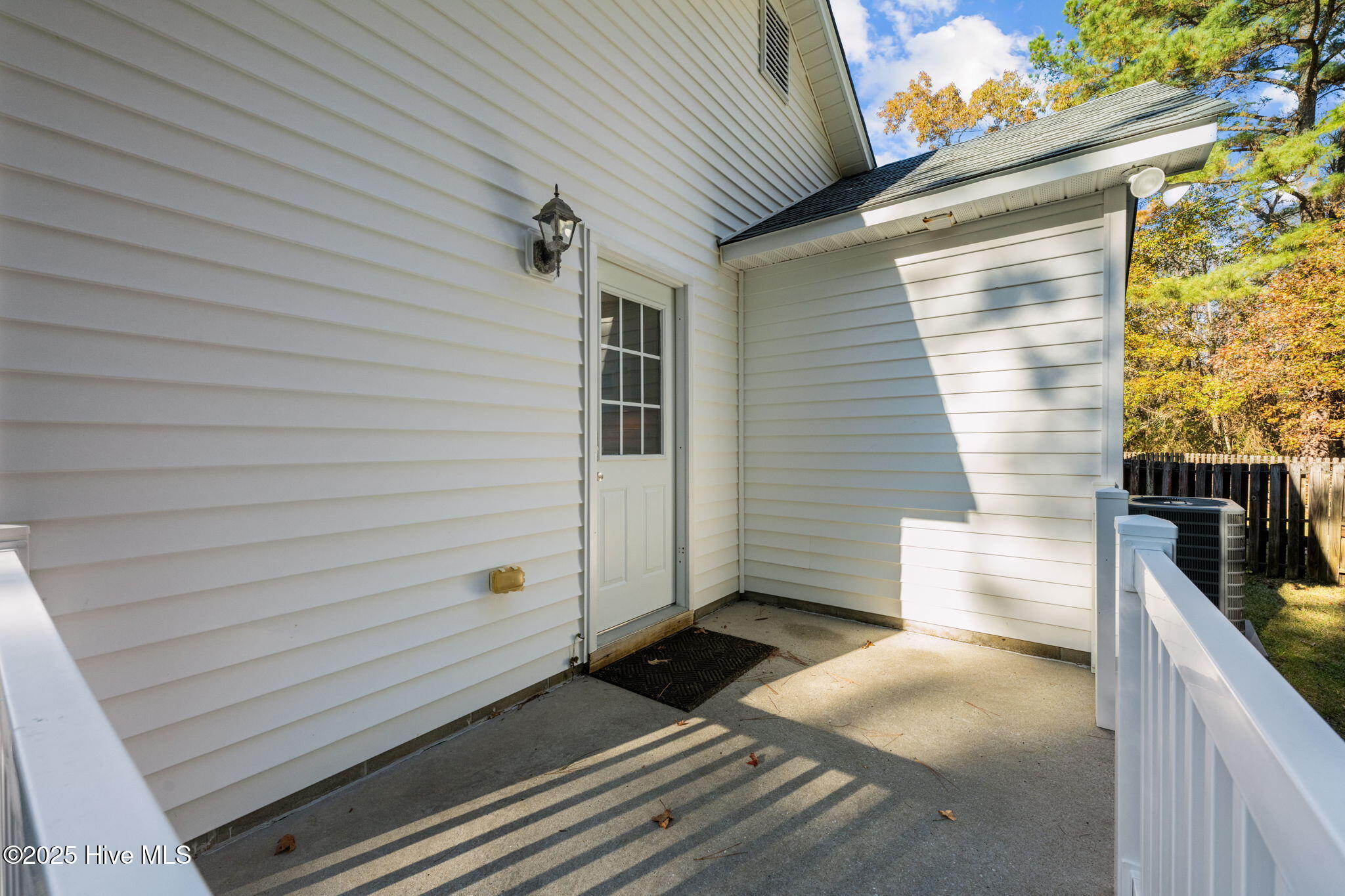 113 English Ivy Lane