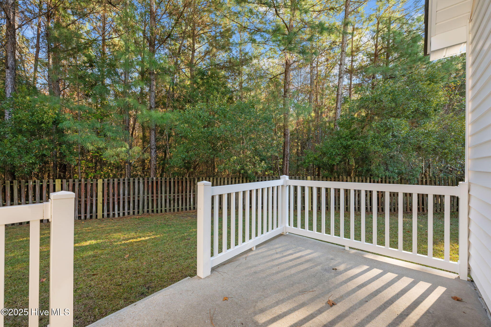 113 English Ivy Lane