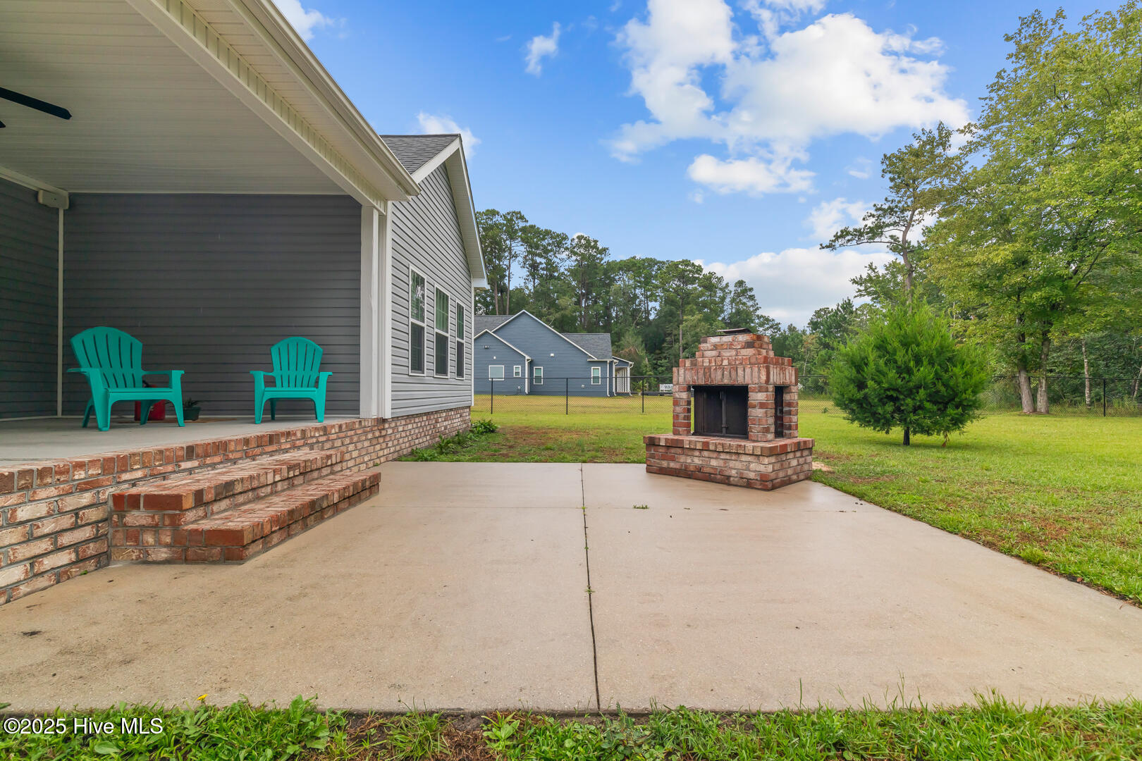 427 Candlewood Drive