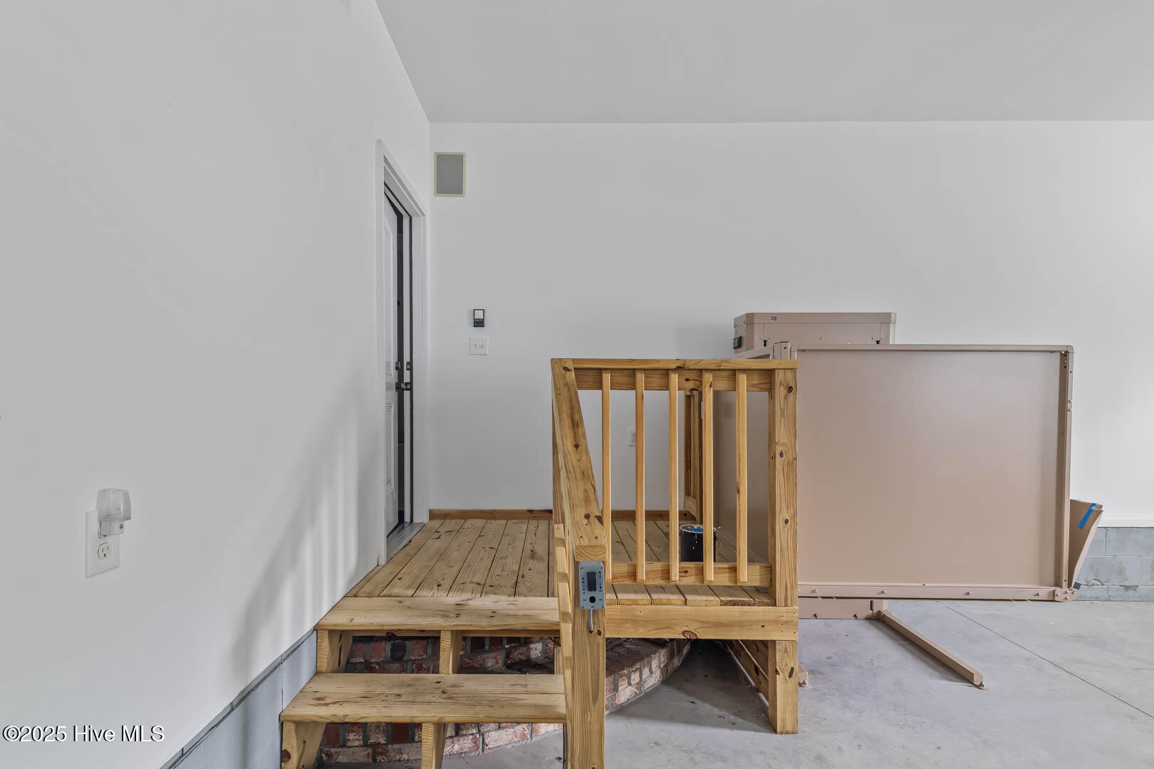 427 Candlewood Drive