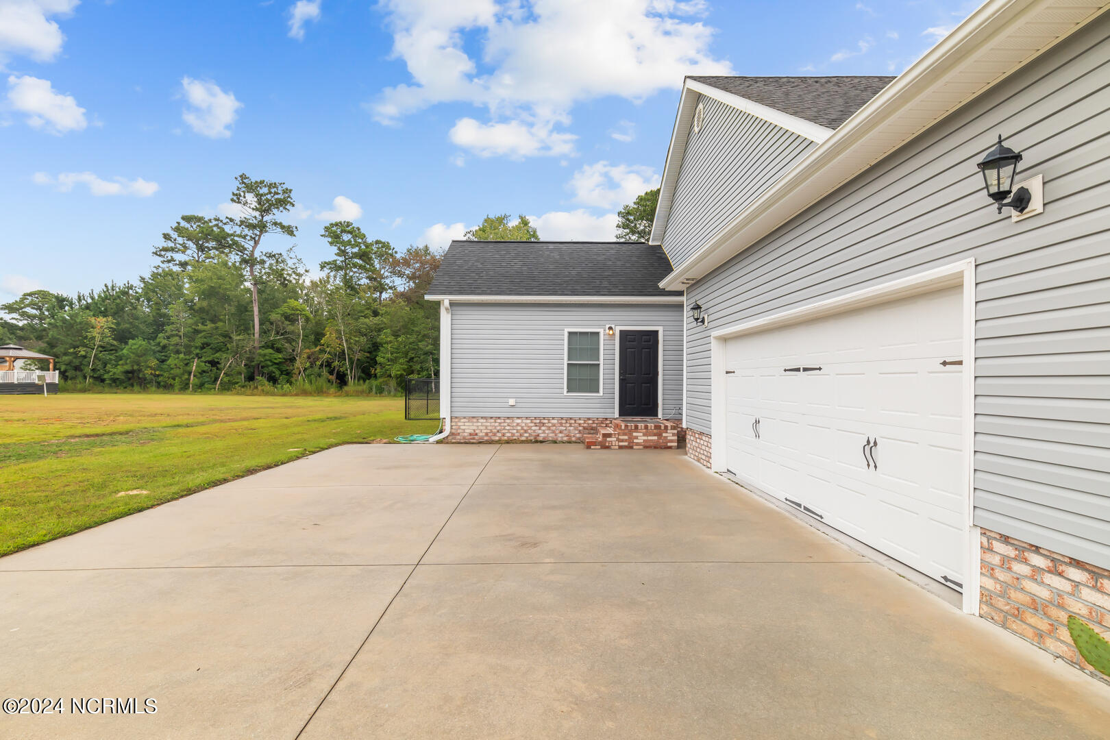 427 Candlewood Drive