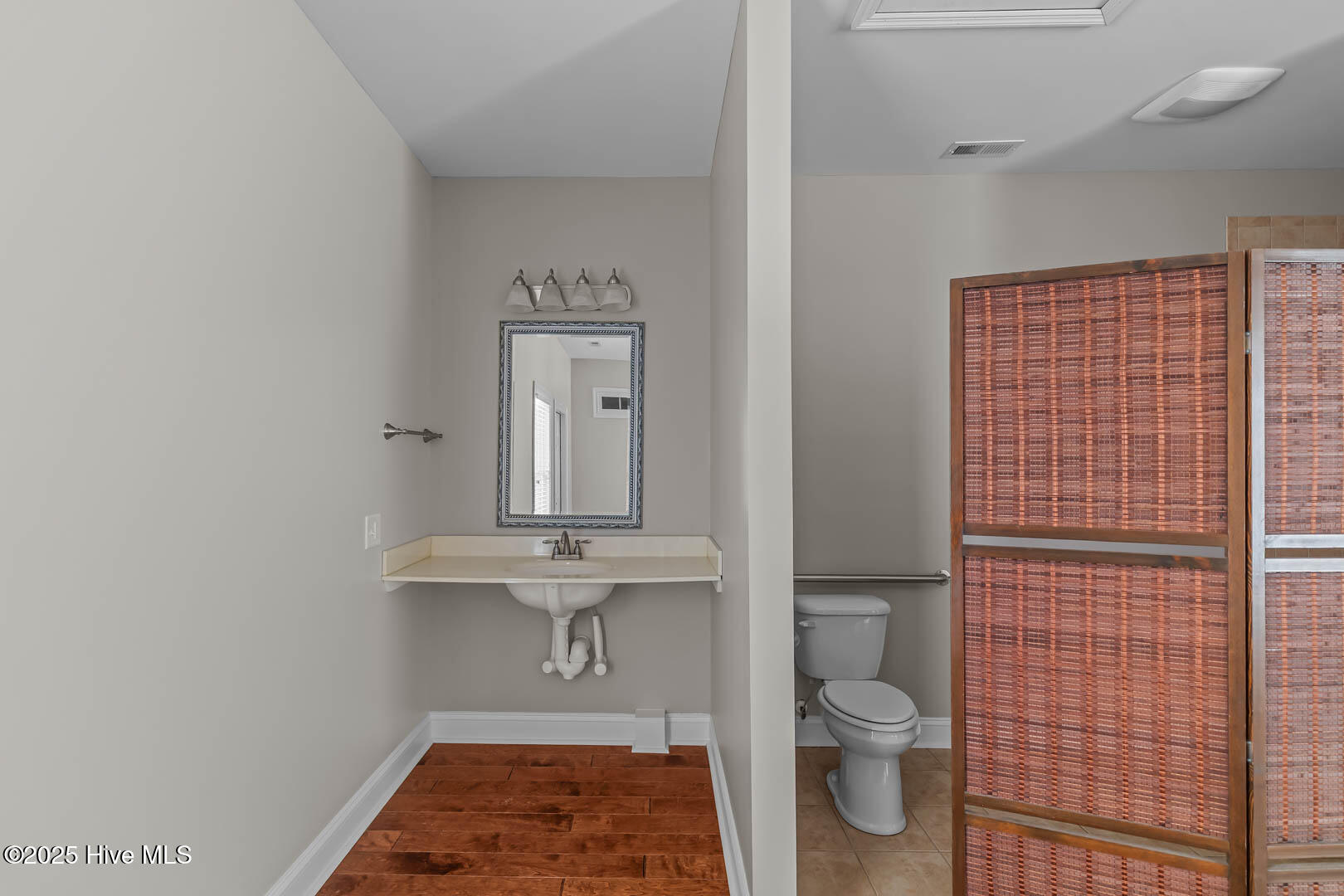 427 Candlewood Drive