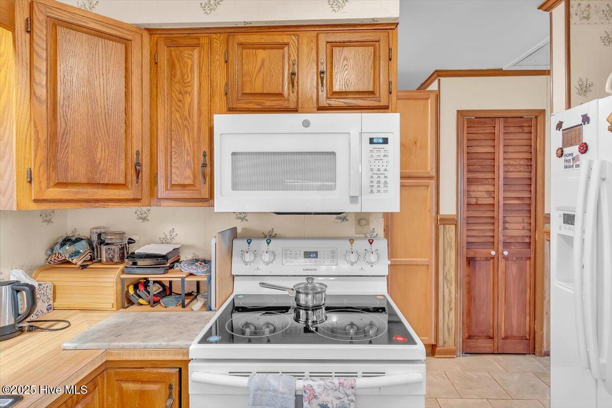 506 Hilltop Ext