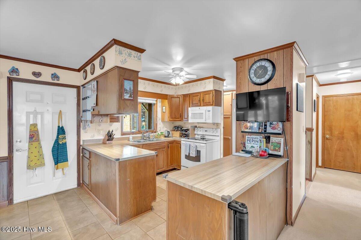 506 Hilltop Ext