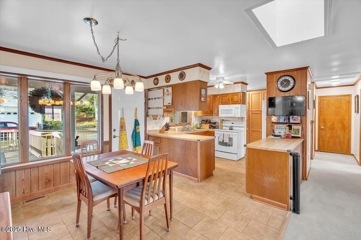 506 Hilltop Ext