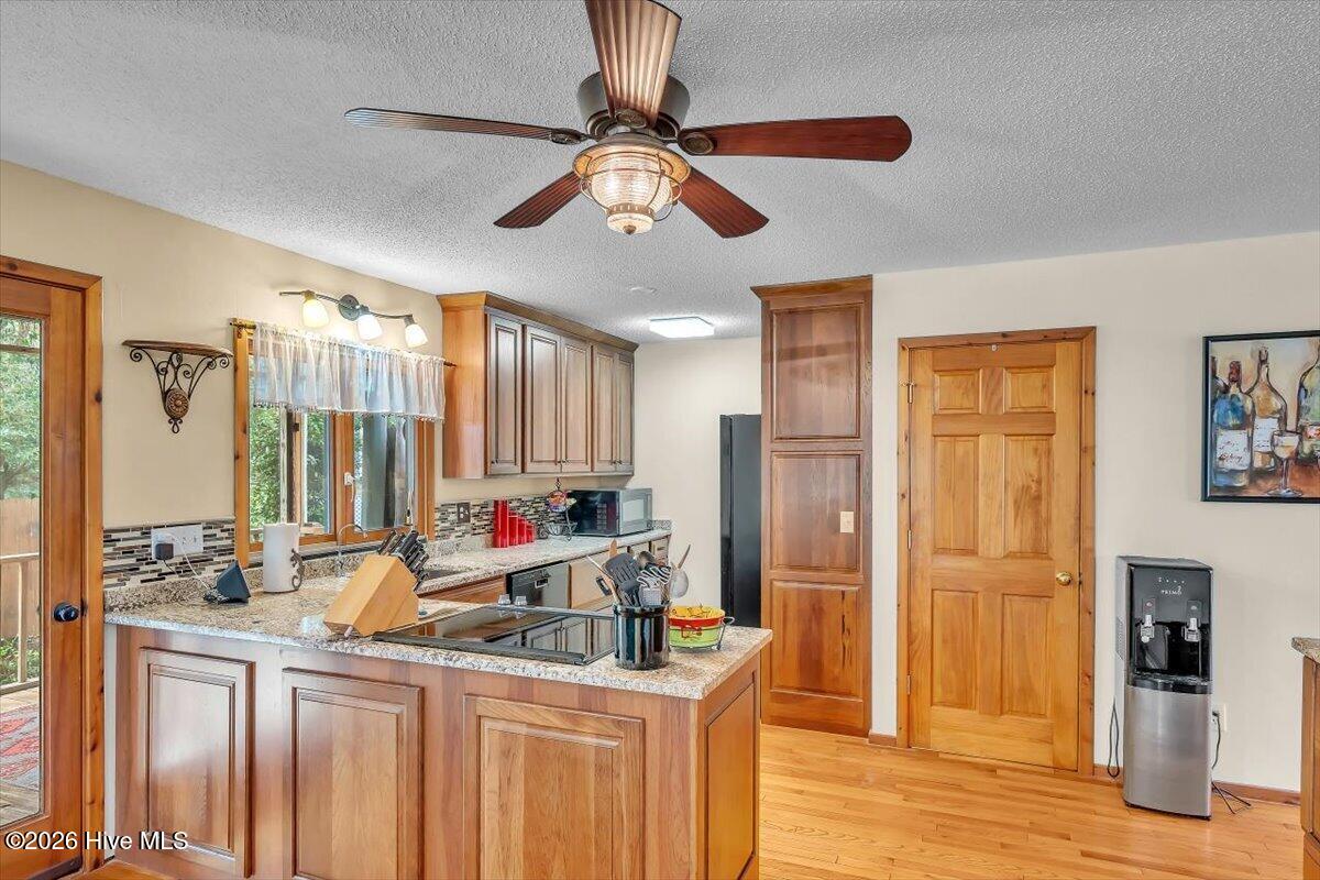 5505 Fredeen Court