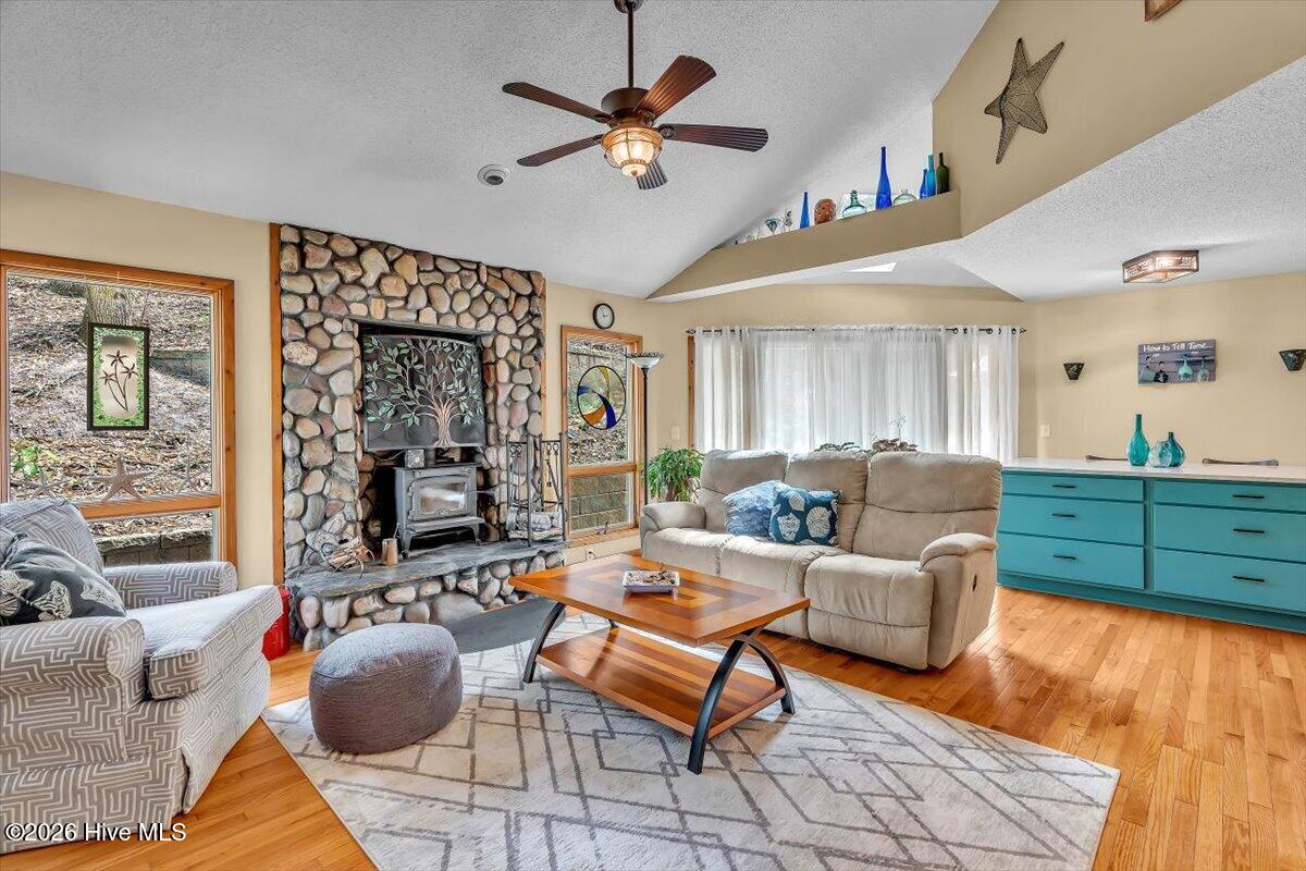 5505 Fredeen Court