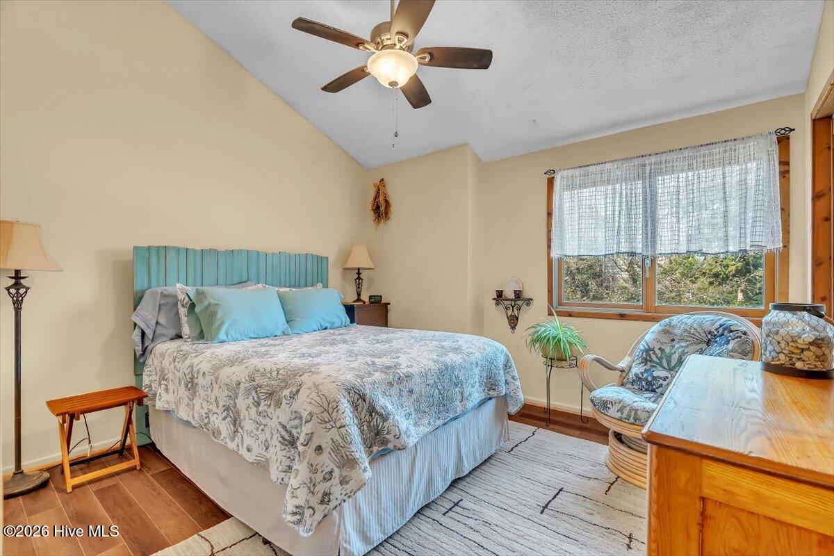 5505 Fredeen Court