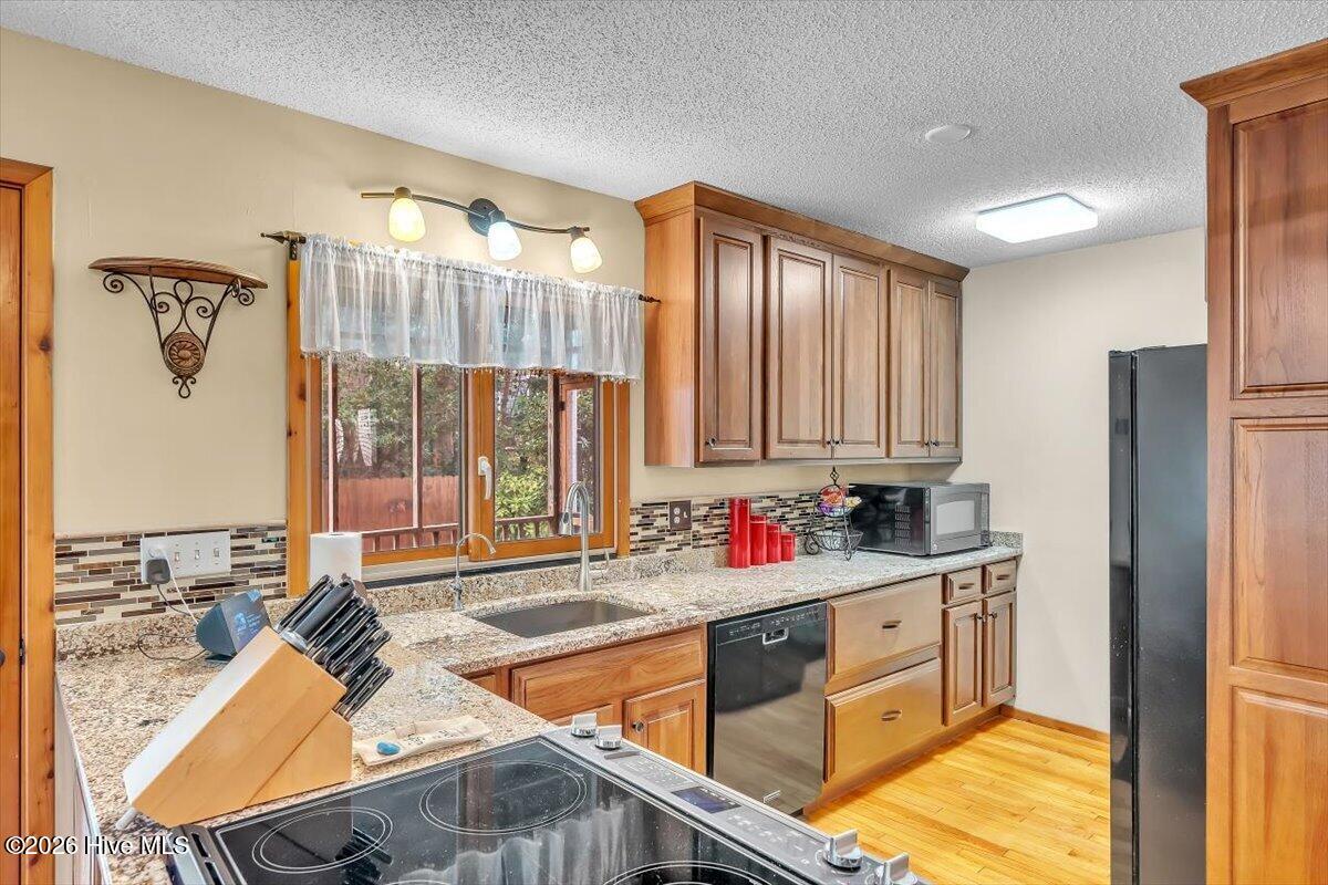 5505 Fredeen Court