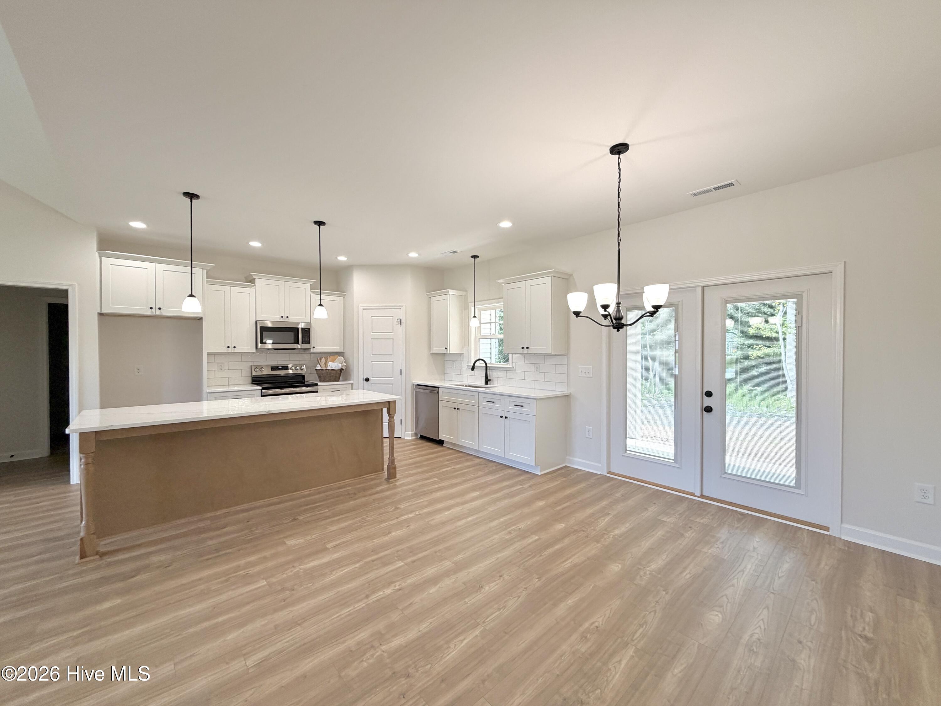 3714 Chatsworth Drive
