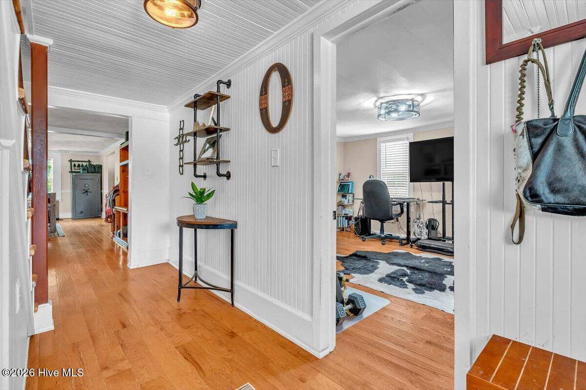 330 Lake Road