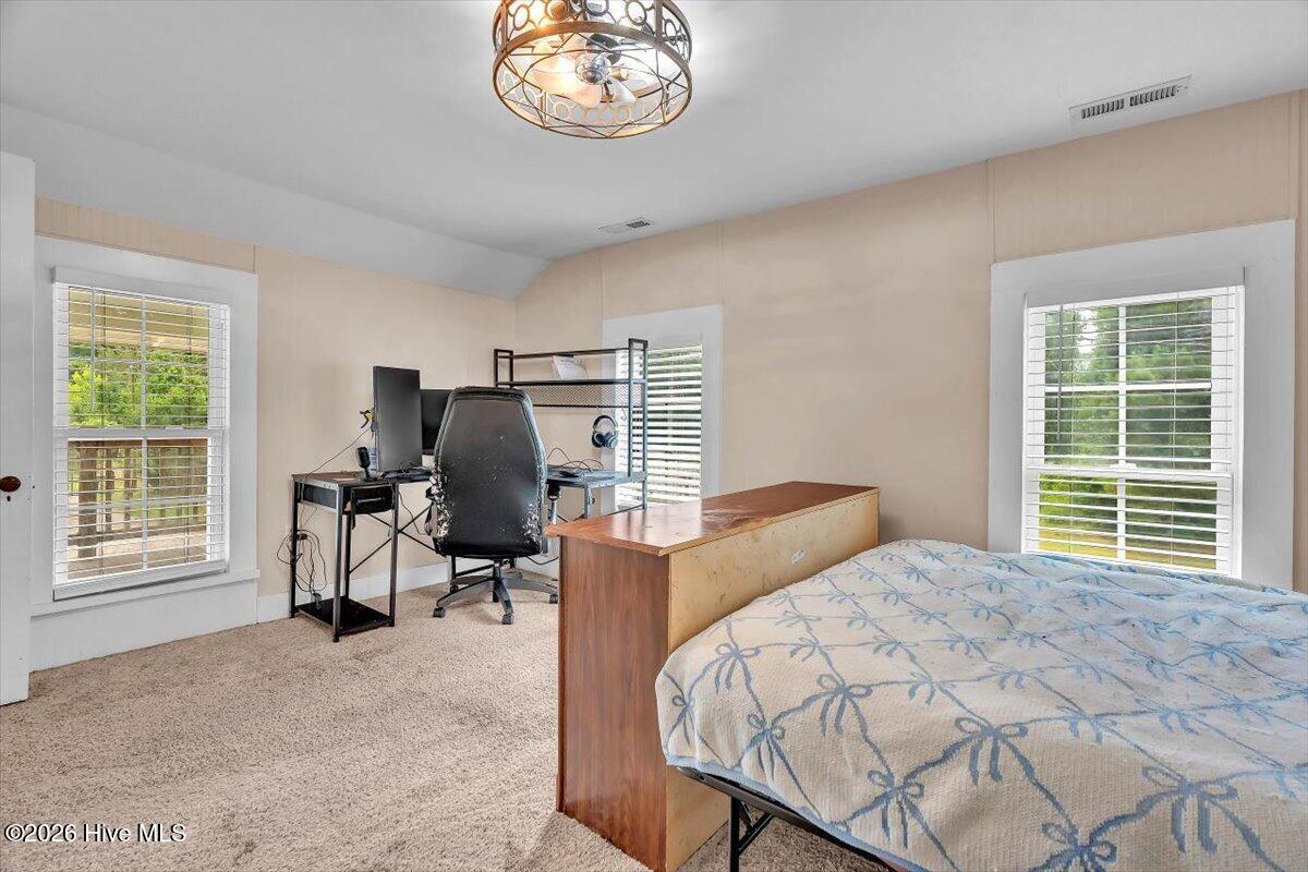 330 Lake Road