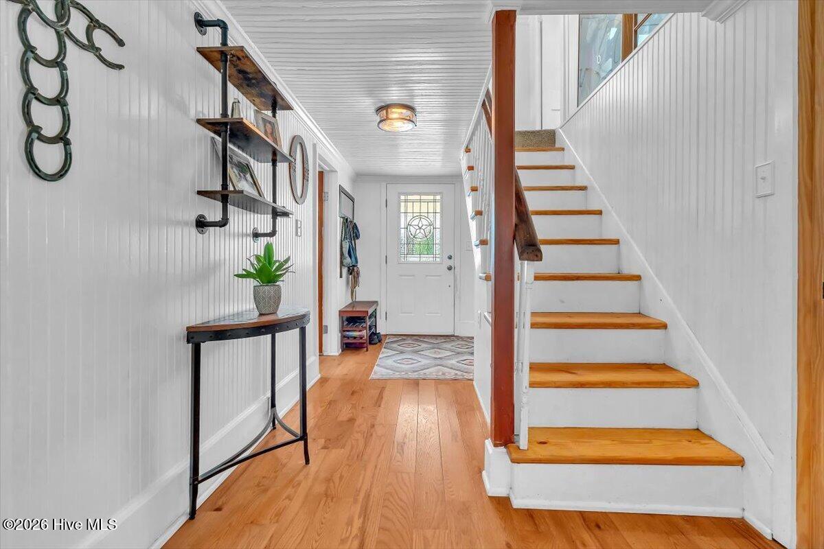 330 Lake Road