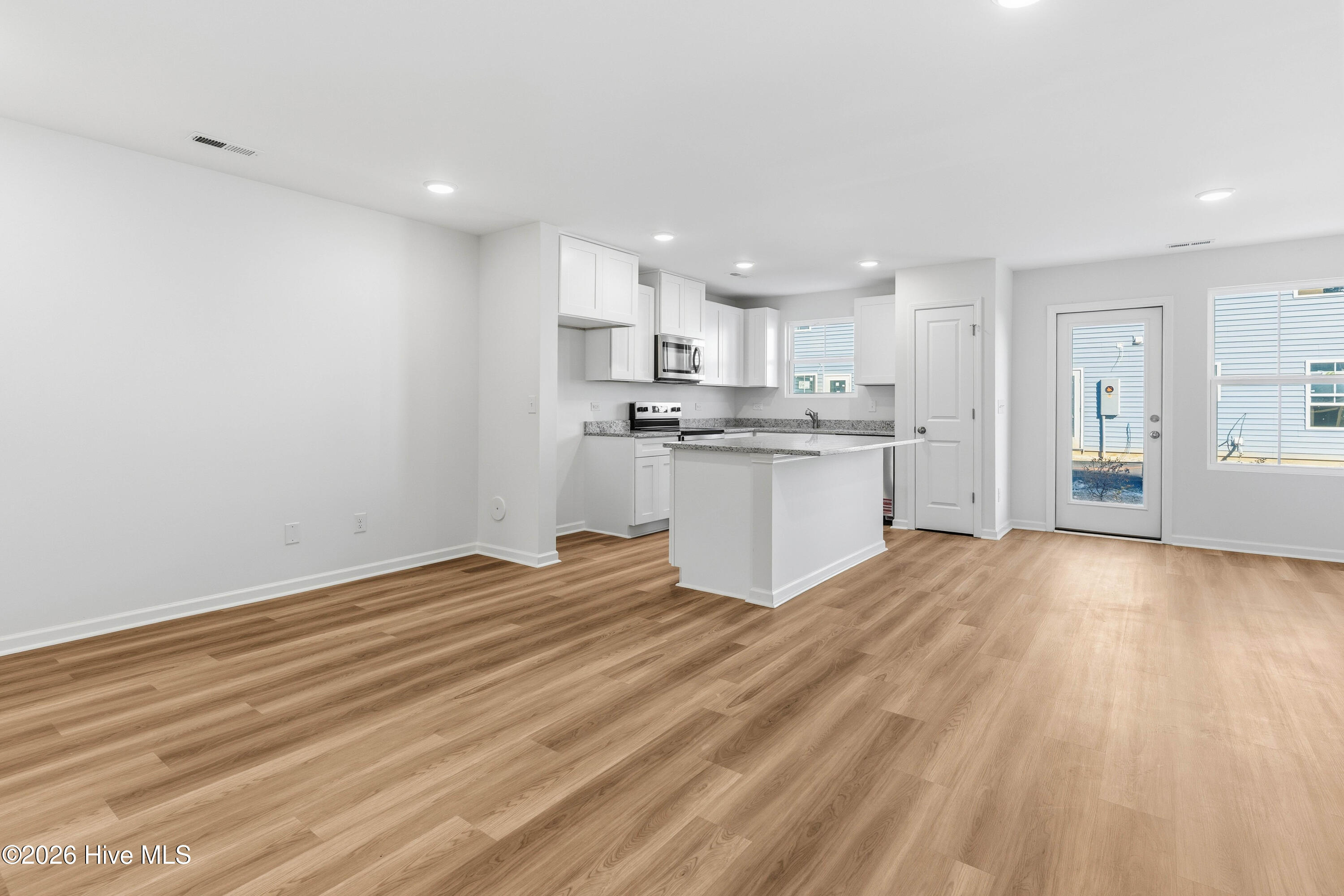 40 W Pioneer Way 126