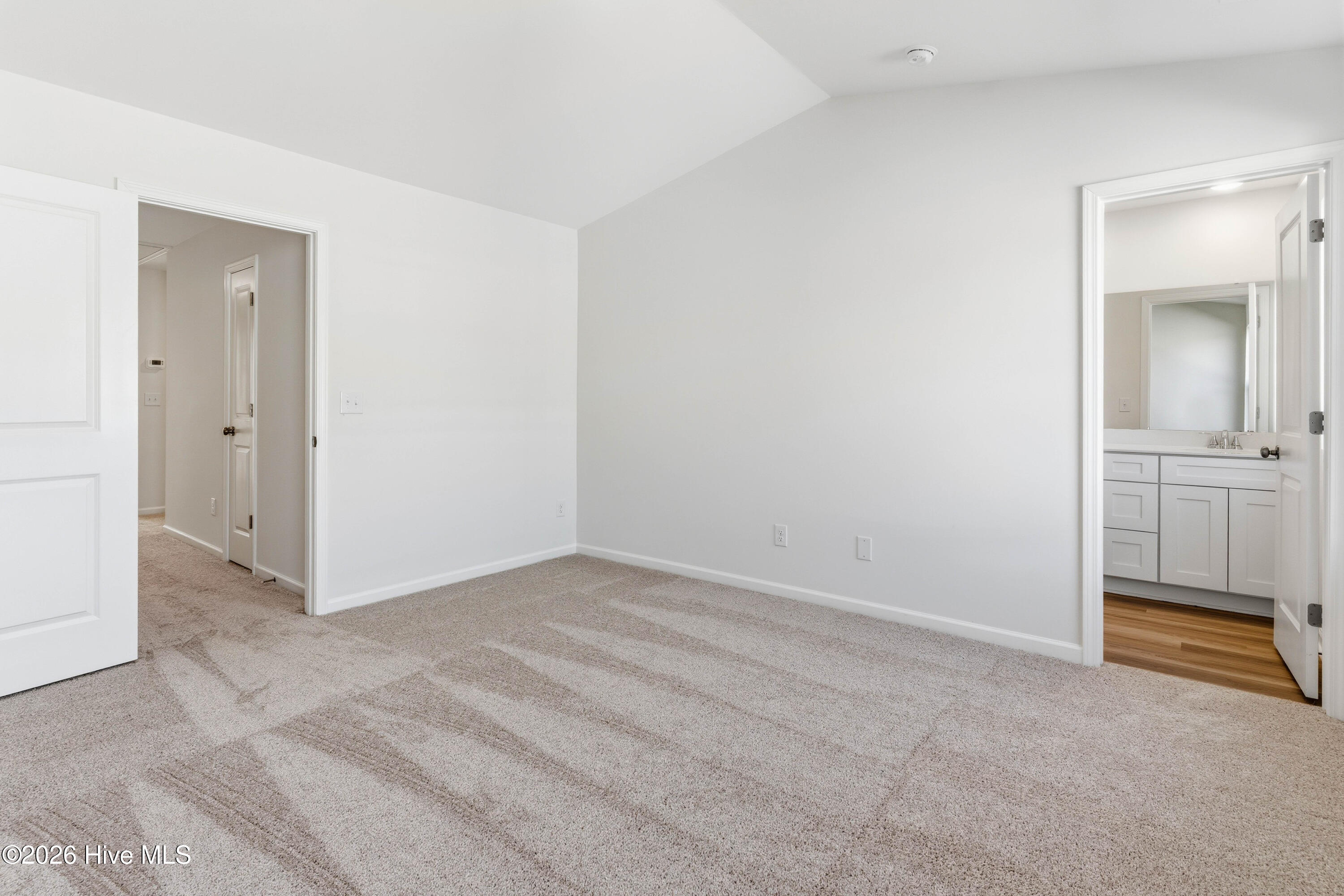 40 W Pioneer Way 126