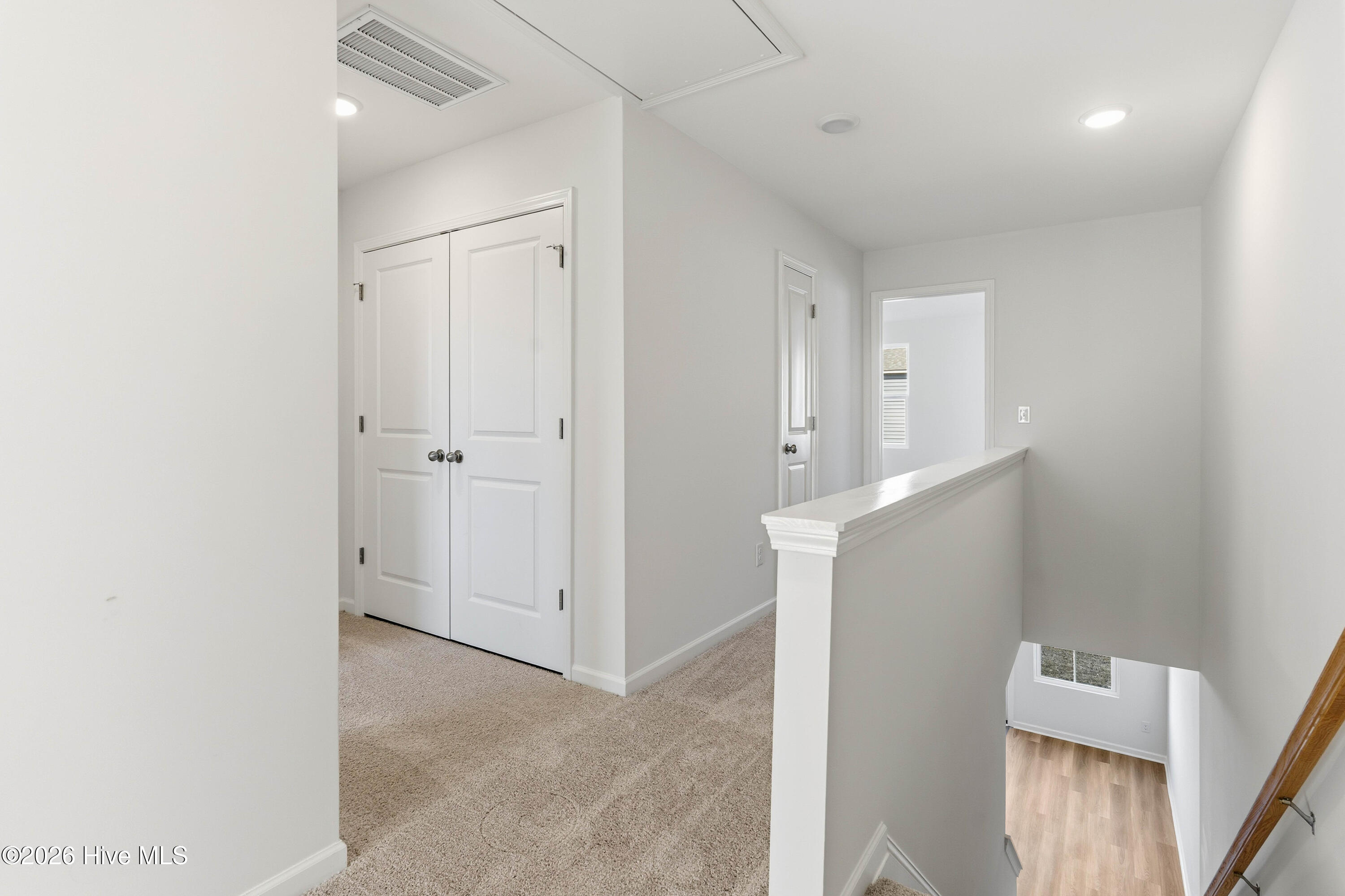 40 W Pioneer Way 126