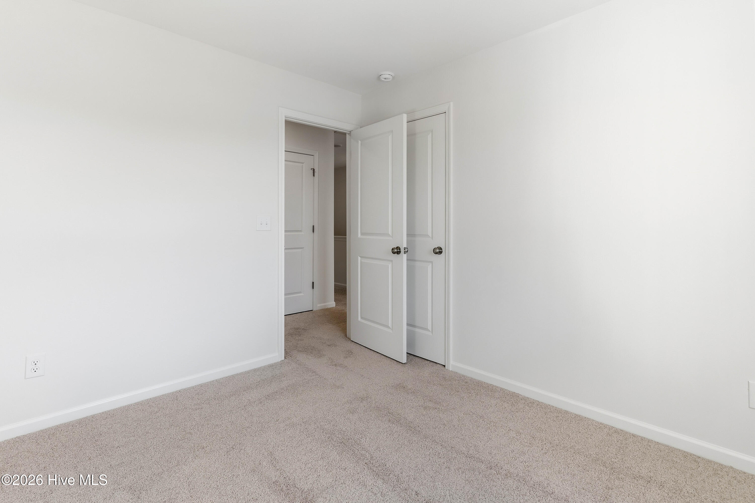 40 W Pioneer Way 126