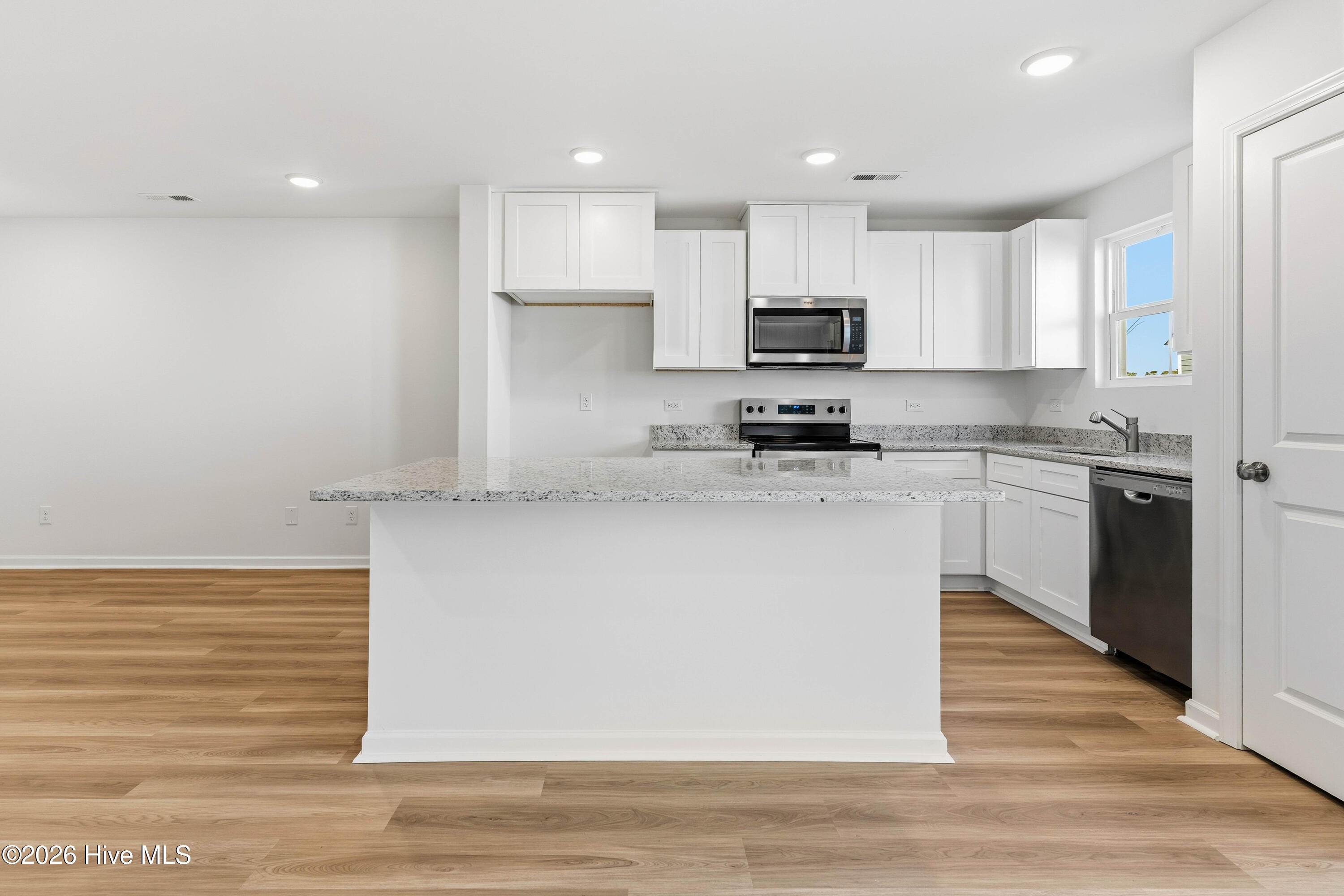 40 W Pioneer Way 126