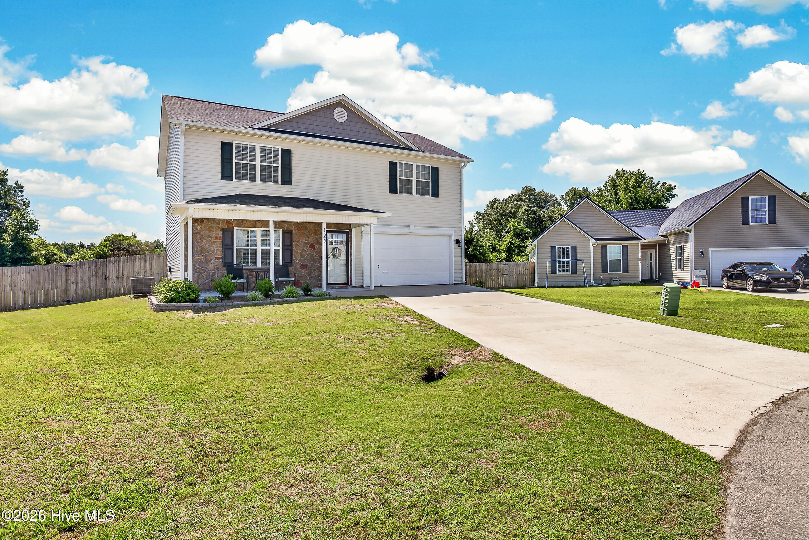 122 Waverly Way