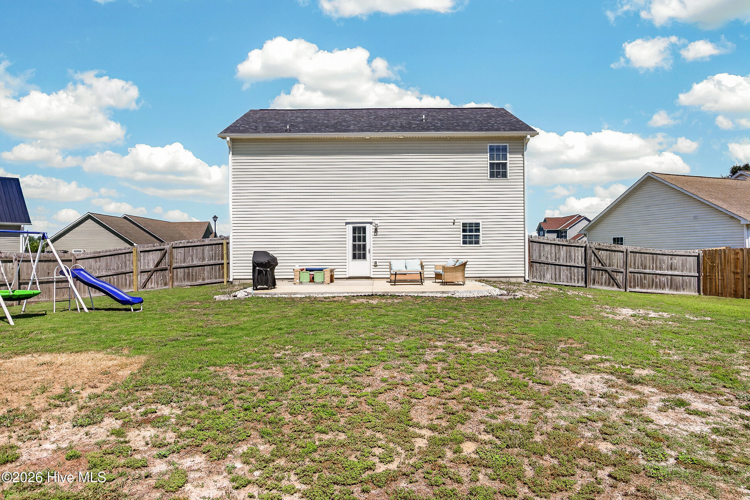 122 Waverly Way
